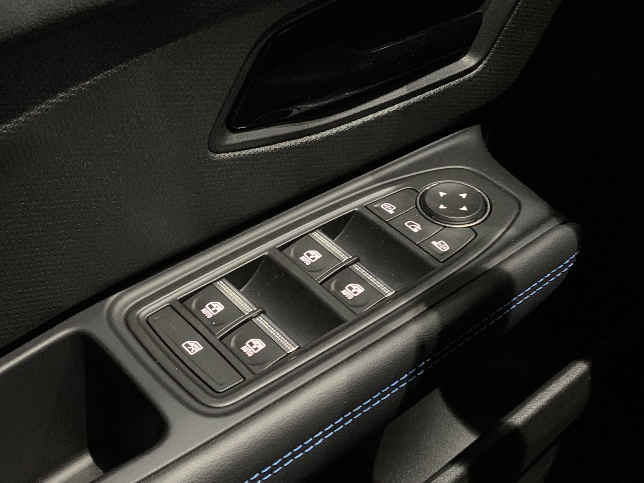 RENAULT NUEVO CLIO ESPIRIT ALPINE FULL HYBRID 160CV + PACK PARKING (CAMARA 360º + APARCAMIENTO MANOS LIBRES + AYUDA AL APARCAMIENTO DELANTERO, TRASERO & LATERAL)