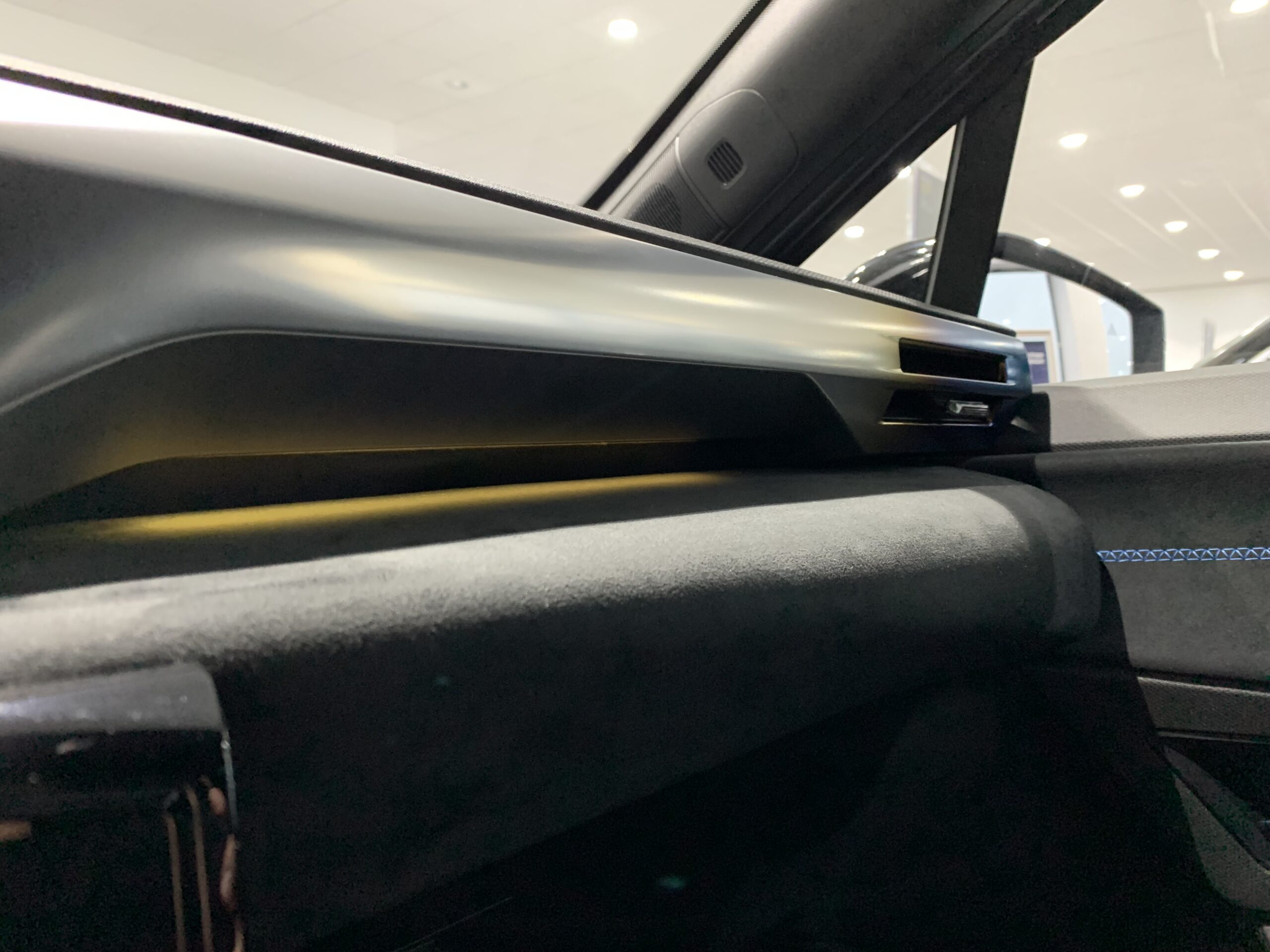 RENAULT NUEVO CLIO ESPIRIT ALPINE FULL HYBRID 160CV + PACK PARKING (CAMARA 360º + APARCAMIENTO MANOS LIBRES + AYUDA AL APARCAMIENTO DELANTERO, TRASERO & LATERAL)