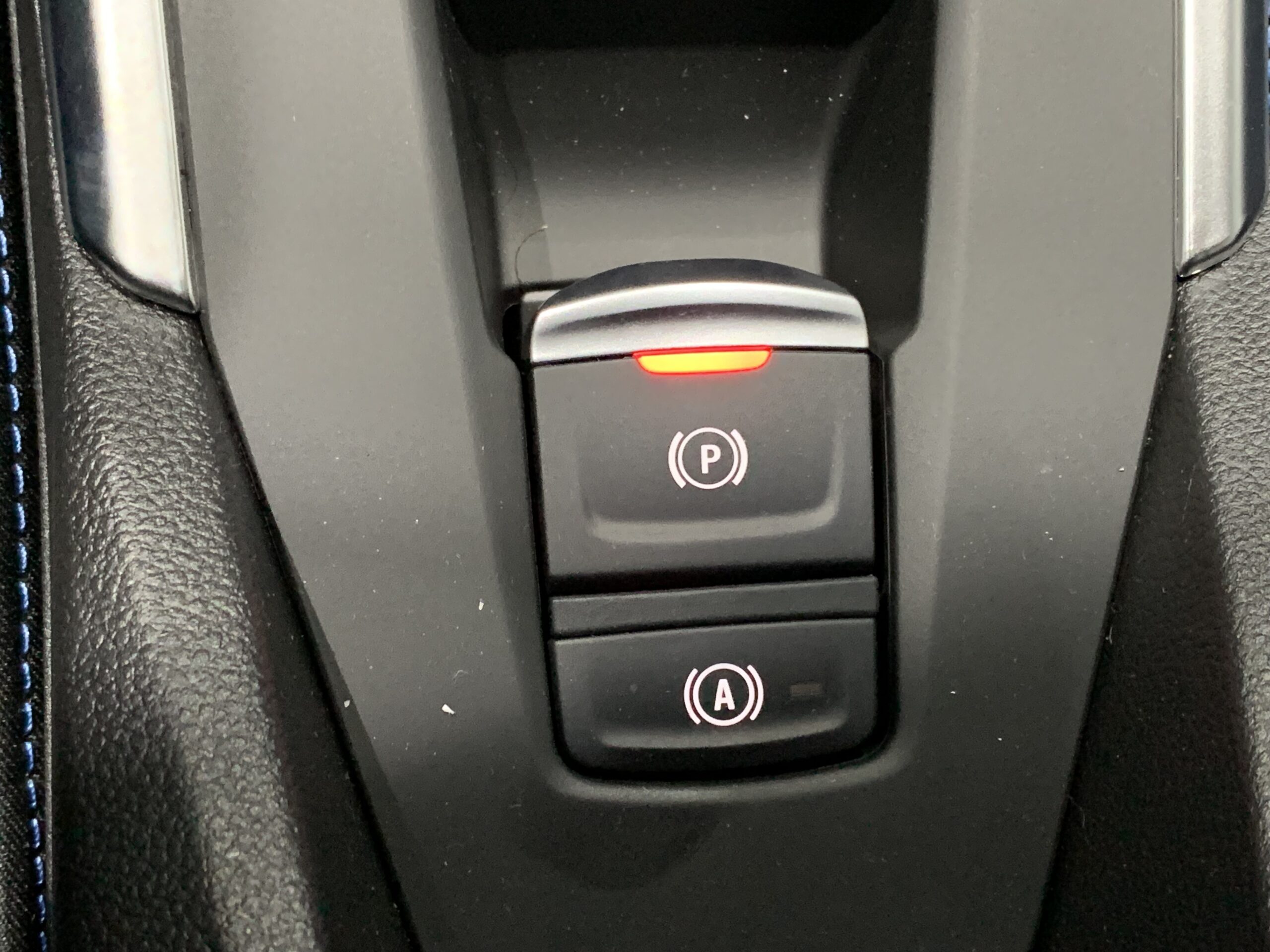 RENAULT NUEVO CLIO ESPIRIT ALPINE FULL HYBRID 160CV + PACK PARKING (CAMARA 360º + APARCAMIENTO MANOS LIBRES + AYUDA AL APARCAMIENTO DELANTERO, TRASERO & LATERAL)