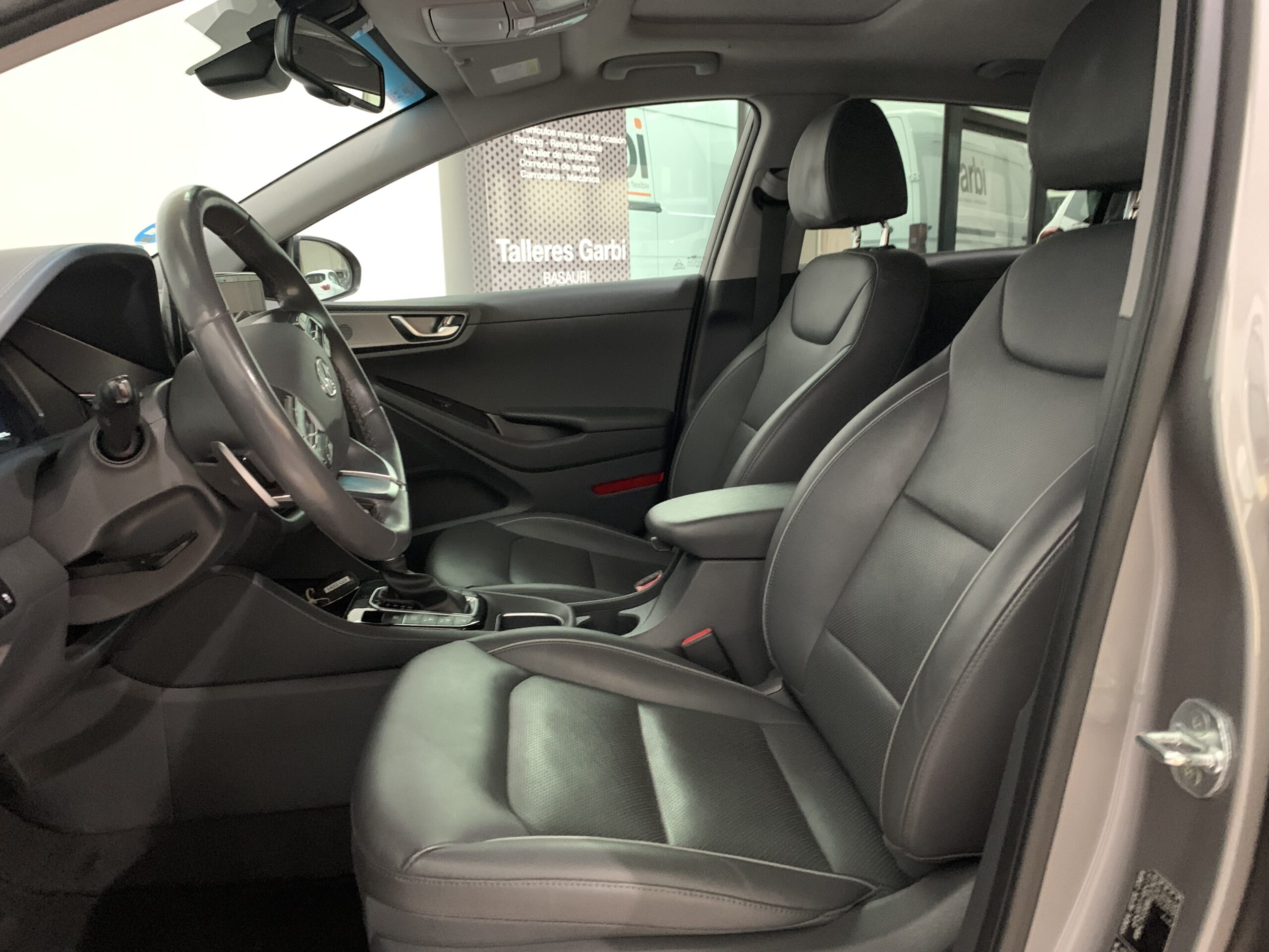 HYUNDAI IONIQ 1.6GDI 141CV STYLE HIBRIDO ENCHUFABLE