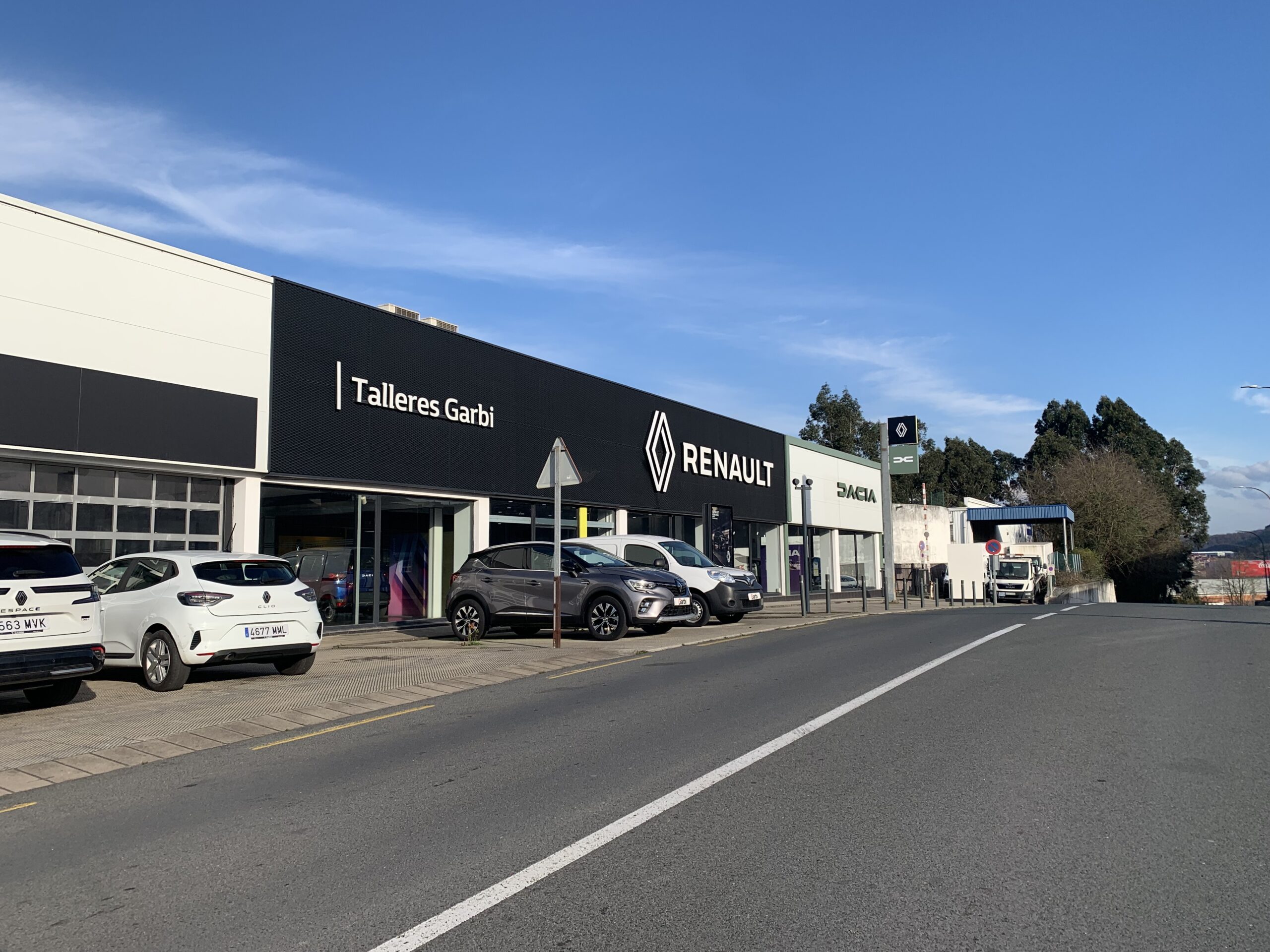 DACIA DOKKER N1 ESSENTIAL BLUE DCI 95CV 5 PLAZAS