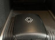 R5 100% ELECTRICO ICONIC CINQ 150CV AUTONOMIA CONFORT (HASTA 412KM) + CARGADOR BIDIRECCIONAL POWER TO OBJECT + PACK SAFETY & EASY DRIVE + SISTEMA MULTIMEDIA OPEN RLINK 10,1″ CON GOOGLE INTEGRADO Y AUDIO HARMAN KARDON