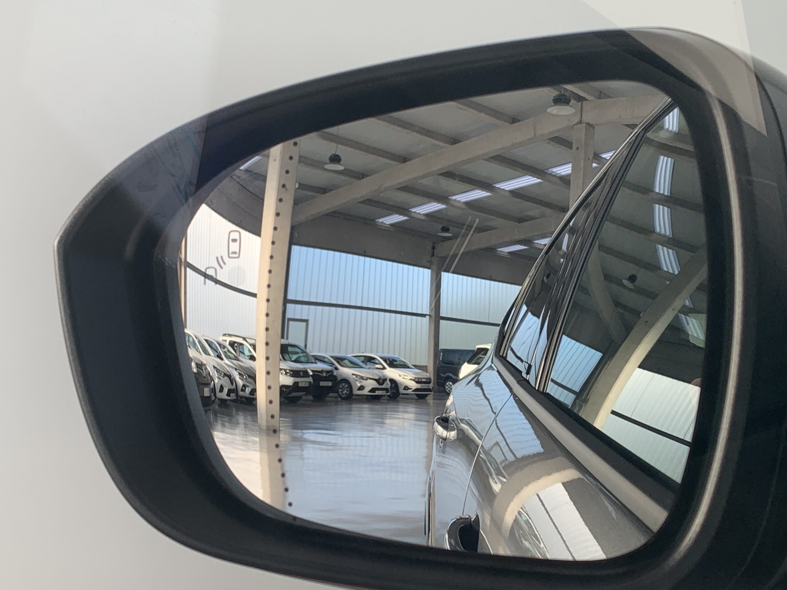 RENAULT RAFALE ESPIRIT ALPINE FULL HYBRID 200CV + PACK DRIVING & HEATING + PACK CITY PREMIUM + PACK CONFORT + RUEDA DE EMERGENCIA