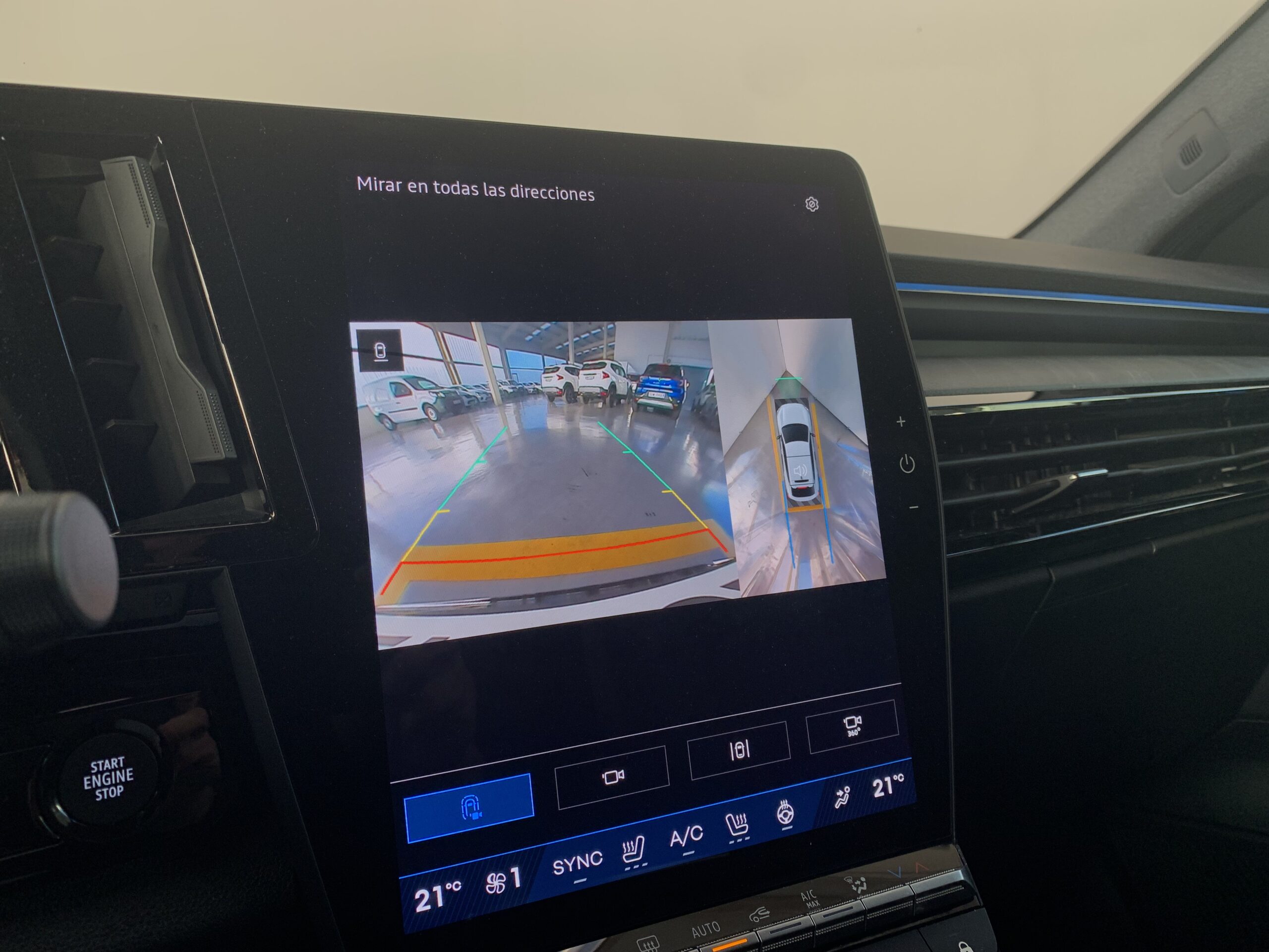 RENAULT RAFALE ESPIRIT ALPINE FULL HYBRID 200CV + PACK DRIVING & HEATING + PACK CITY PREMIUM + PACK CONFORT + RUEDA DE EMERGENCIA