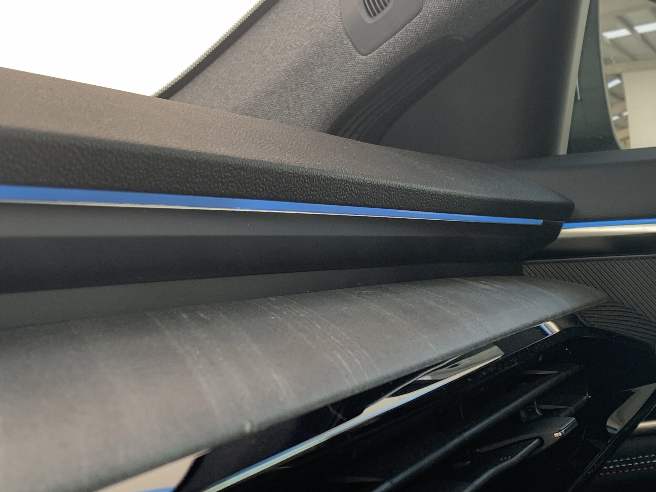 RENAULT RAFALE ESPIRIT ALPINE FULL HYBRID 200CV + PACK DRIVING & HEATING + PACK CITY PREMIUM + PACK CONFORT + RUEDA DE EMERGENCIA