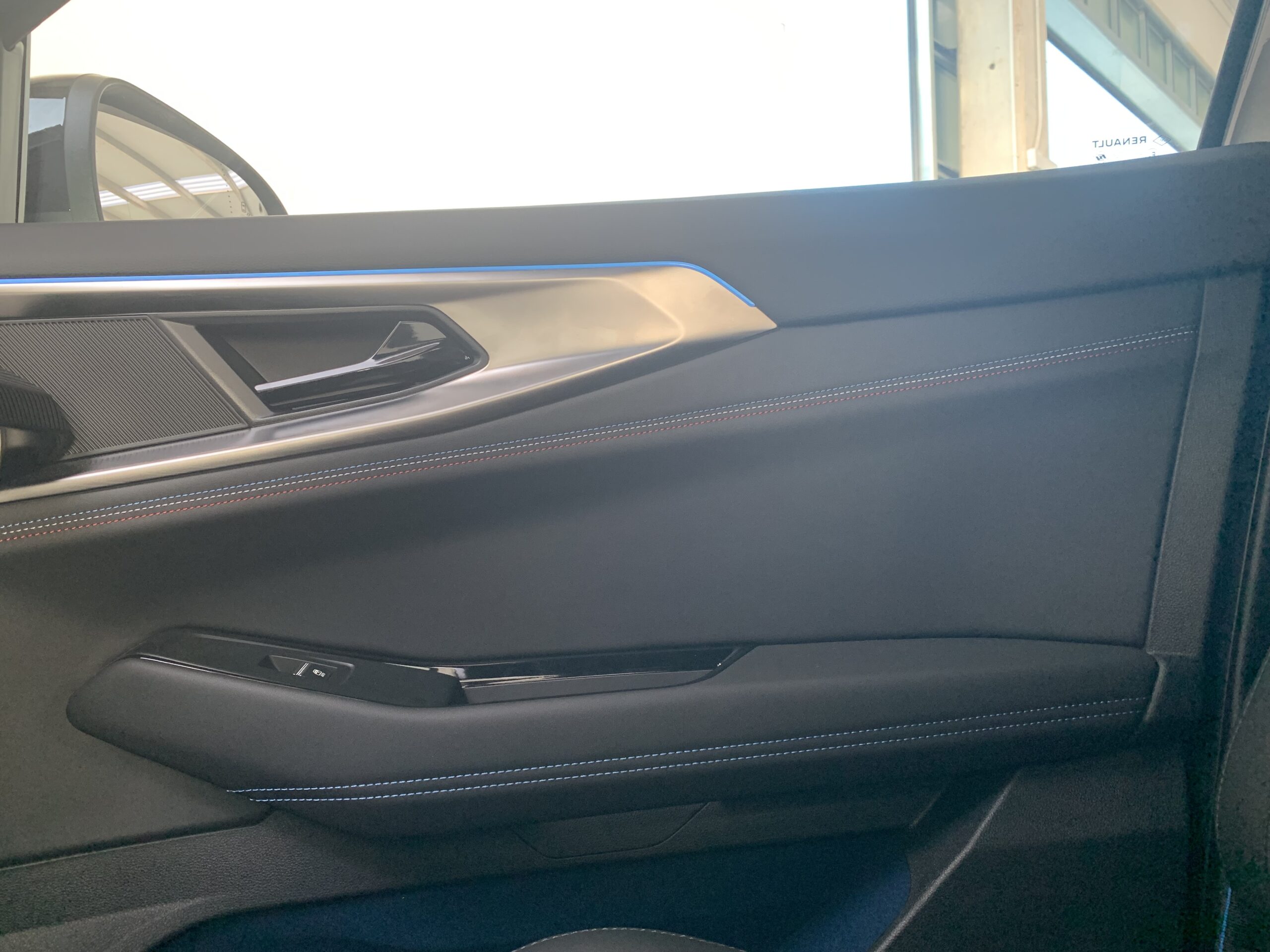 RENAULT RAFALE ESPIRIT ALPINE FULL HYBRID 200CV + PACK DRIVING & HEATING + PACK CITY PREMIUM + PACK CONFORT + RUEDA DE EMERGENCIA