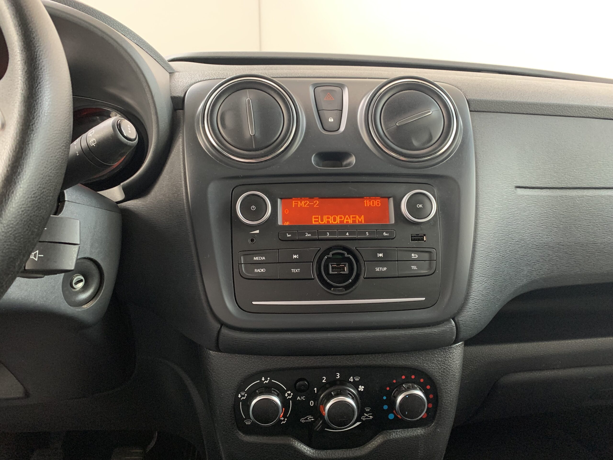 DACIA DOKKER N1 ESSENTIAL BLUE DCI 95CV 5 PLAZAS