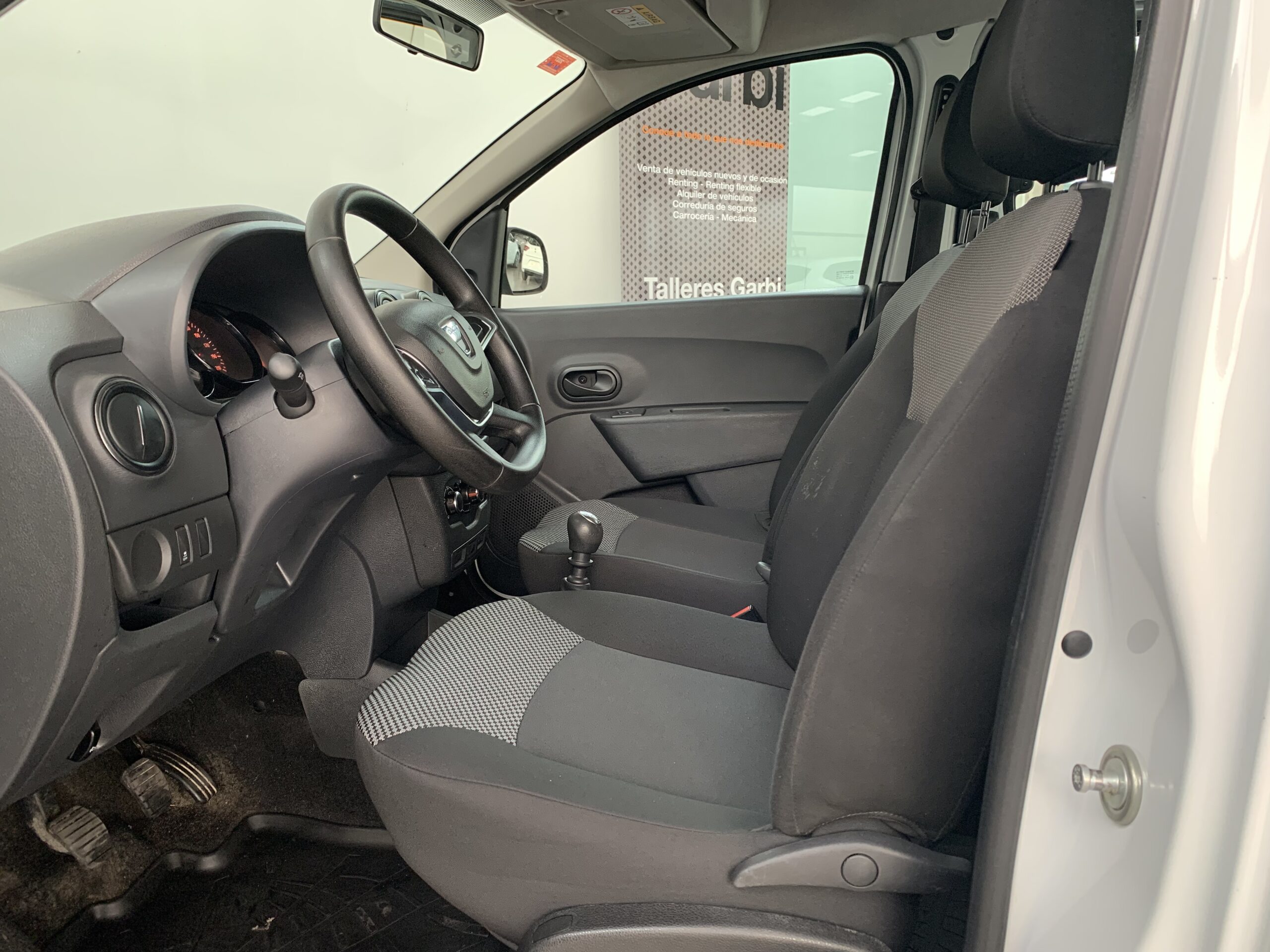 DACIA DOKKER N1 ESSENTIAL BLUE DCI 95CV 5 PLAZAS