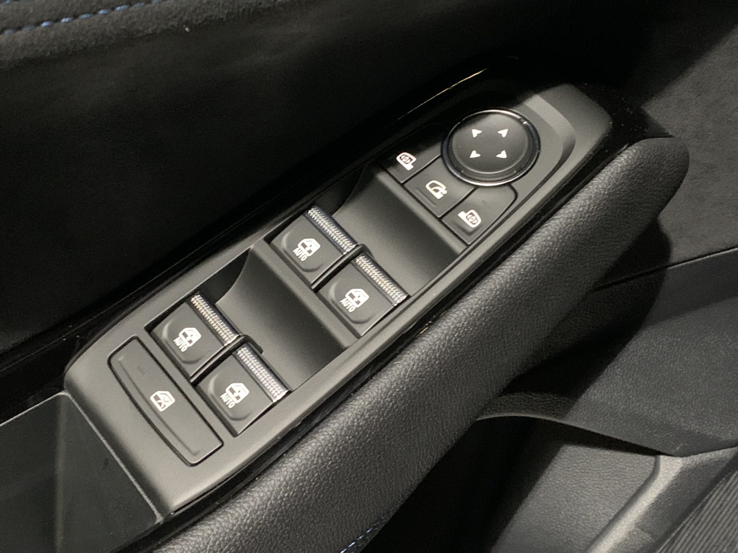 RENAULT NUEVO AUSTRAL ESPIRIT ALPINE FULL HYBRID 200CV + TECHO NEGRO BRILLANTE