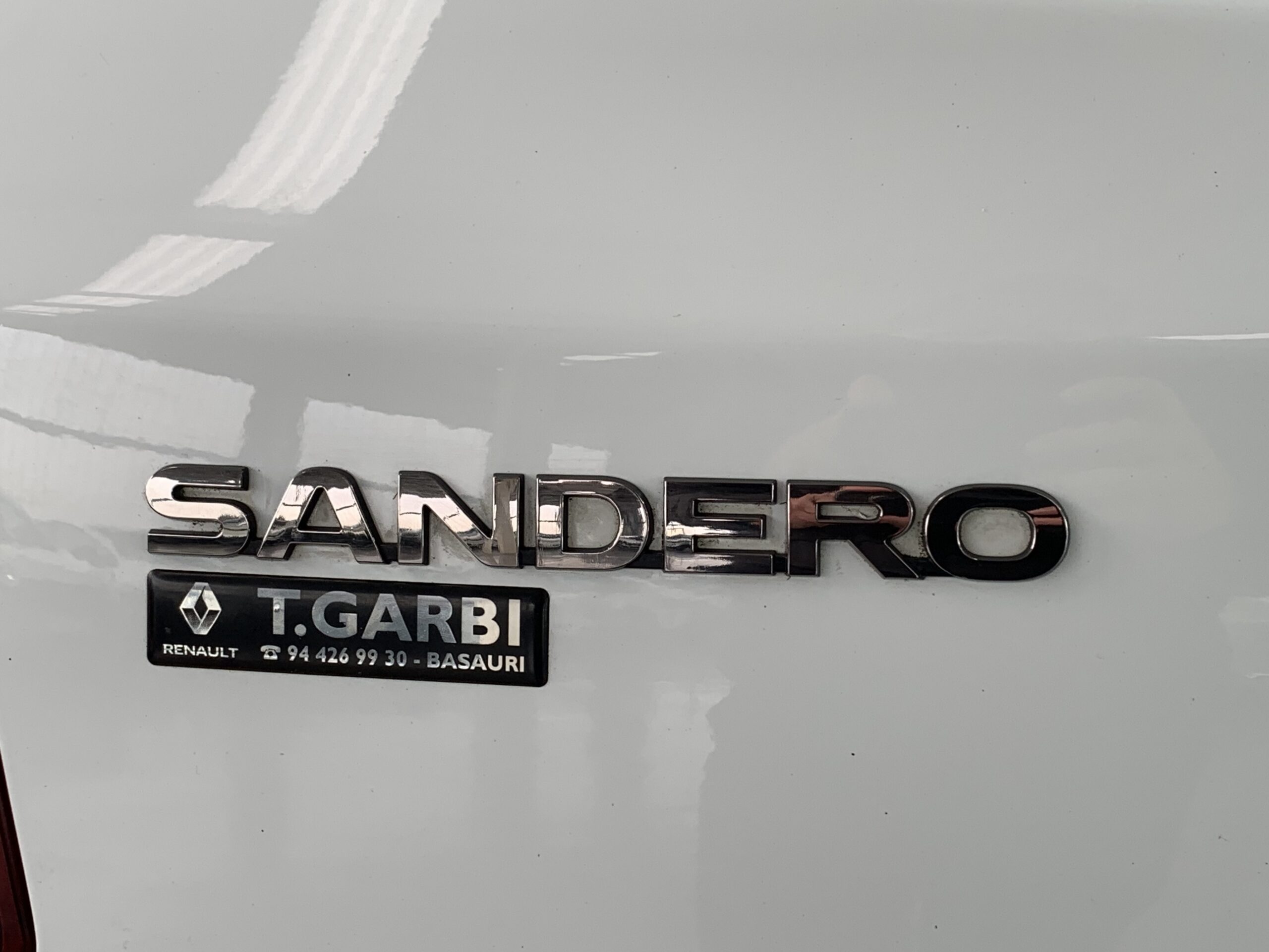 SANDERO COMFORT BLUE DCI 95CV + CLIMATIZACION MANUAL + RUEDA DE REPUESTO