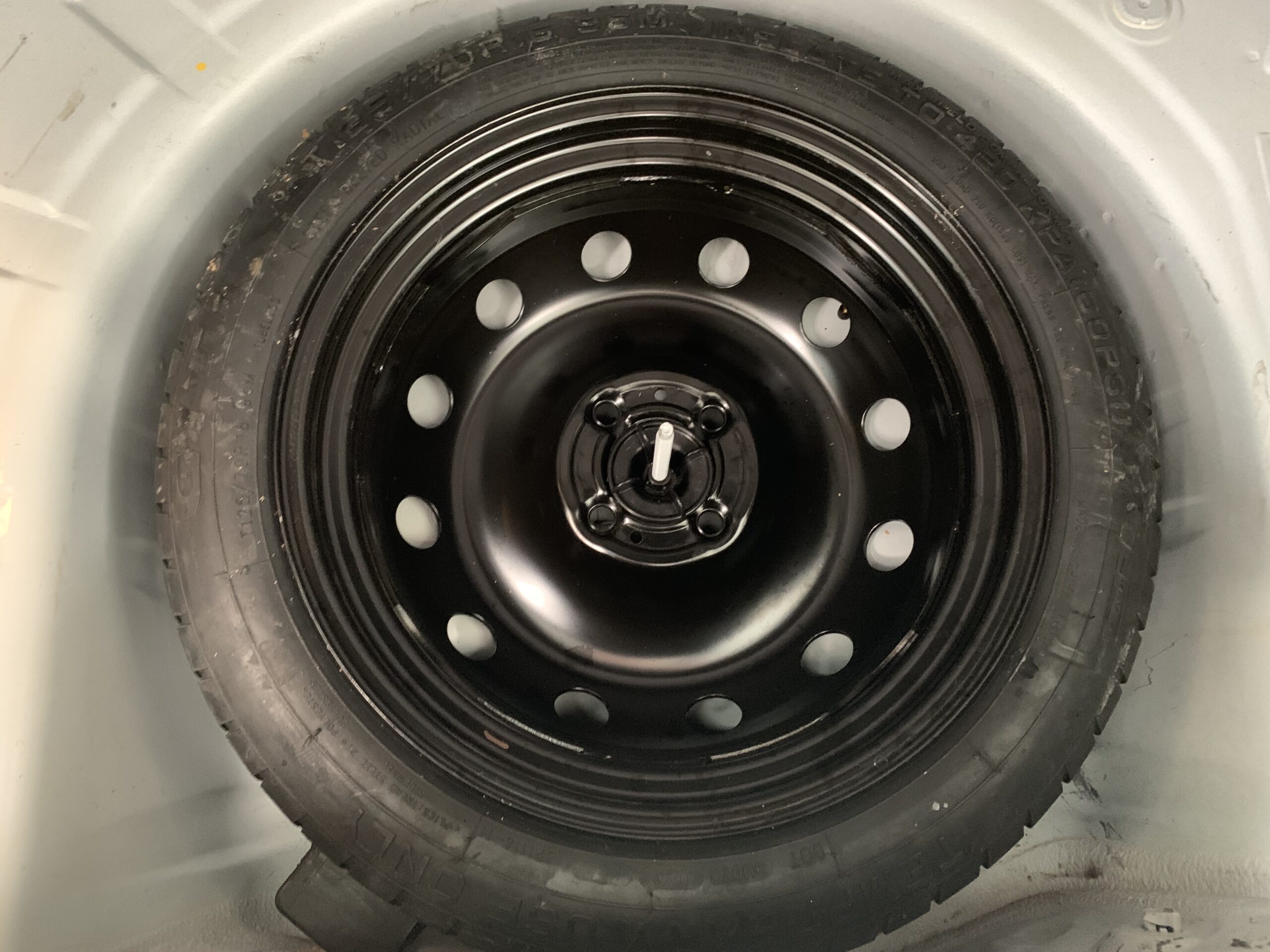 SANDERO COMFORT BLUE DCI 95CV + CLIMATIZACION MANUAL + RUEDA DE REPUESTO