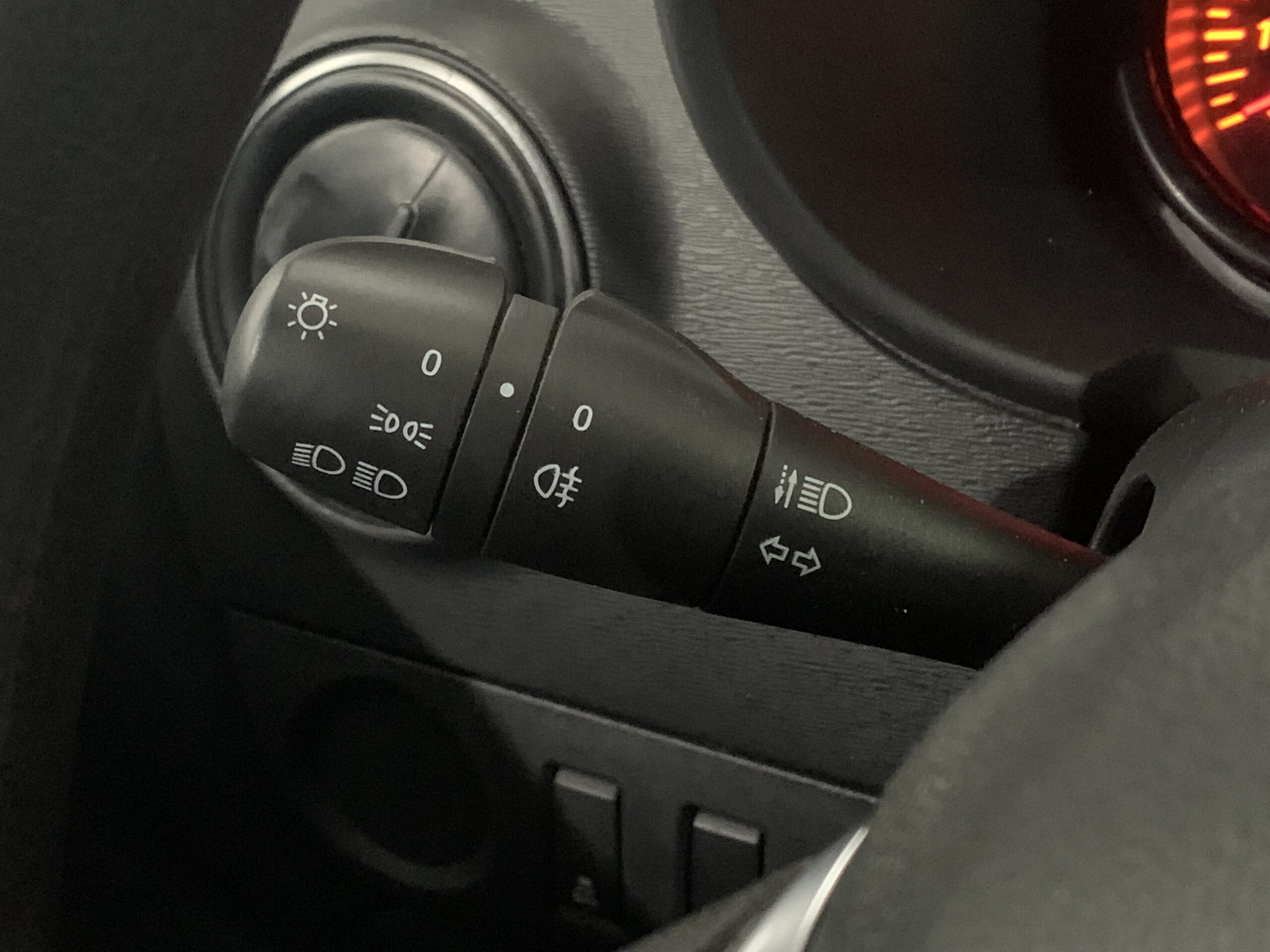 DACIA DOKKER N1 ESSENTIAL 5 PLAZAS BLUE DCI 95CV