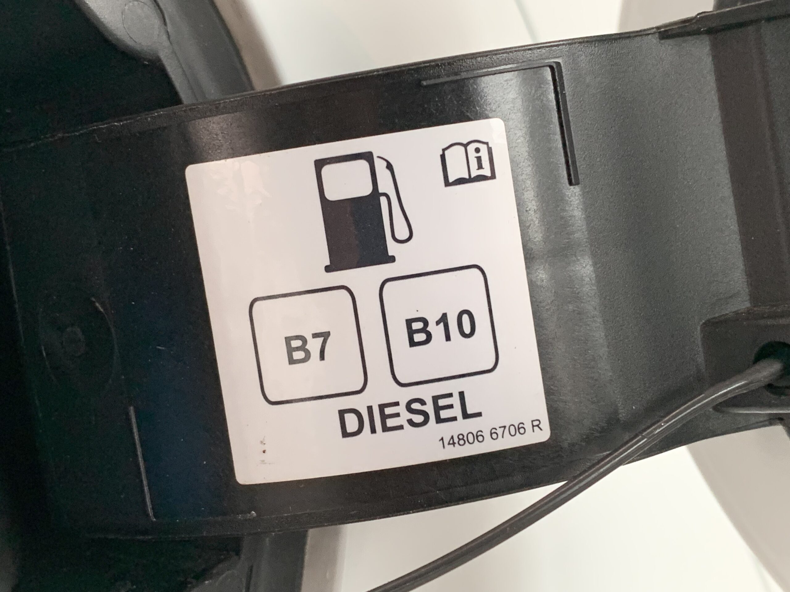 RENAULT CLIO BUSINESS DCI 85CV