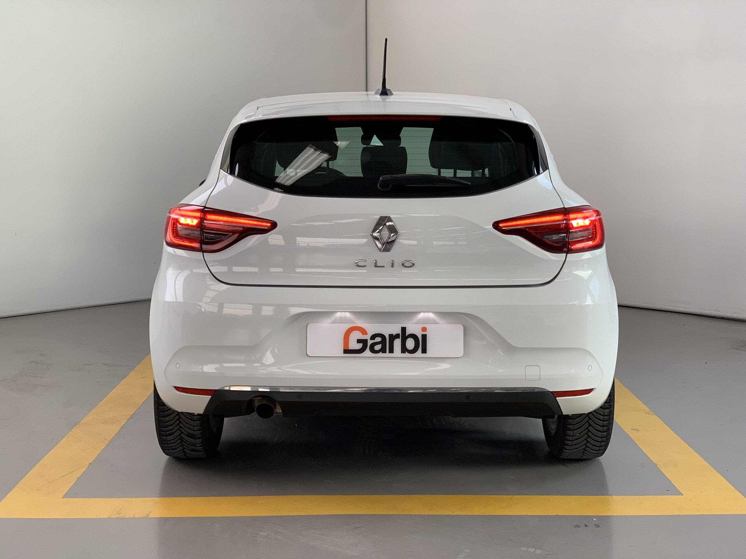 RENAULT CLIO ZEN GLP 100CV