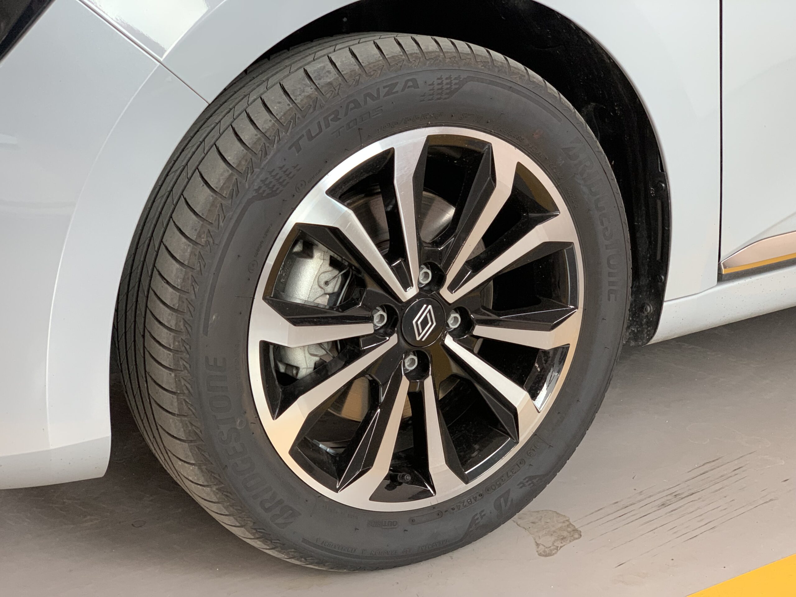 RENAULT CLIO TECHNO FULL HYBRID 145CV