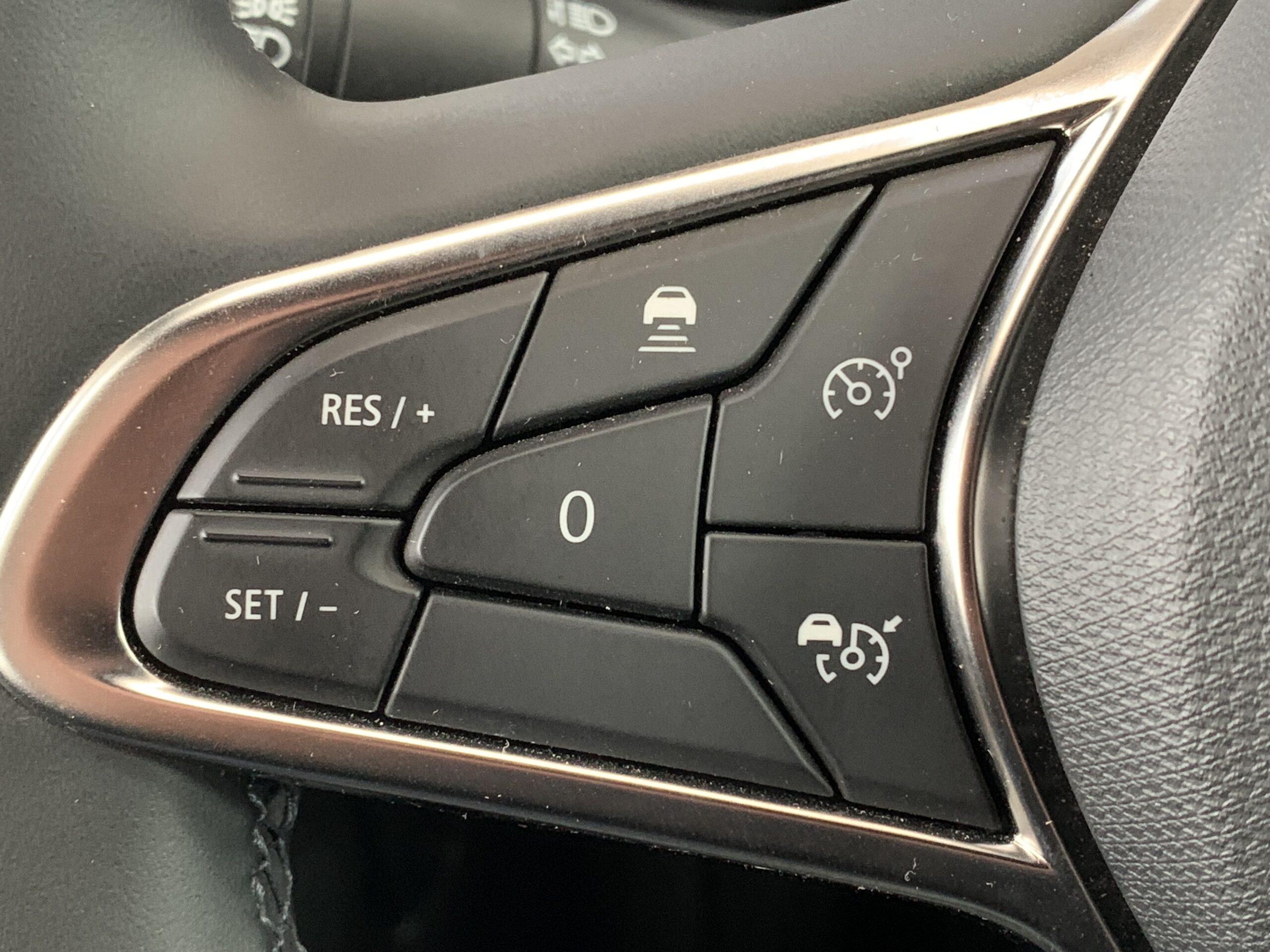 RENAULT CLIO TECHNO FULL HYBRID 145CV