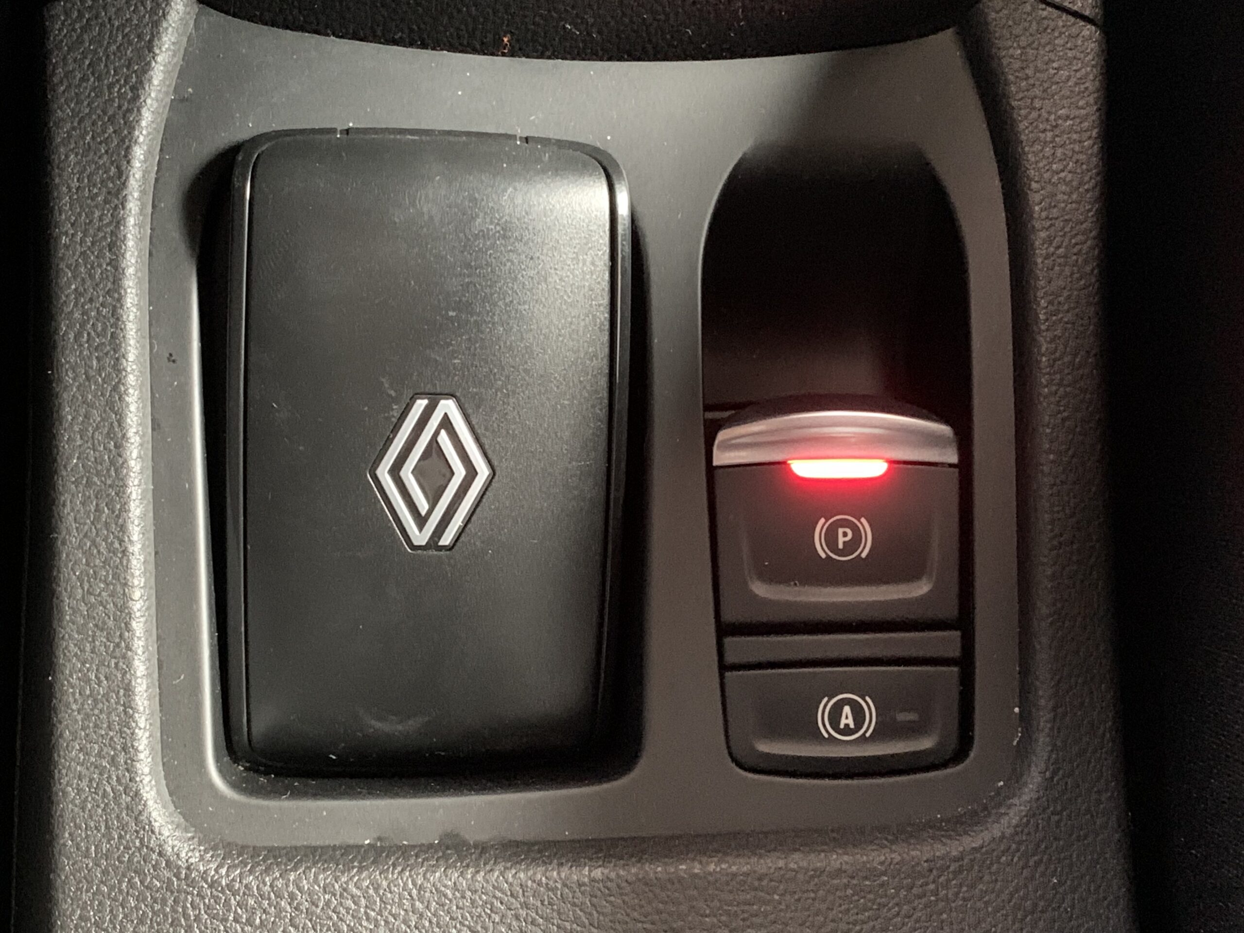 RENAULT CLIO TECHNO FULL HYBRID 145CV