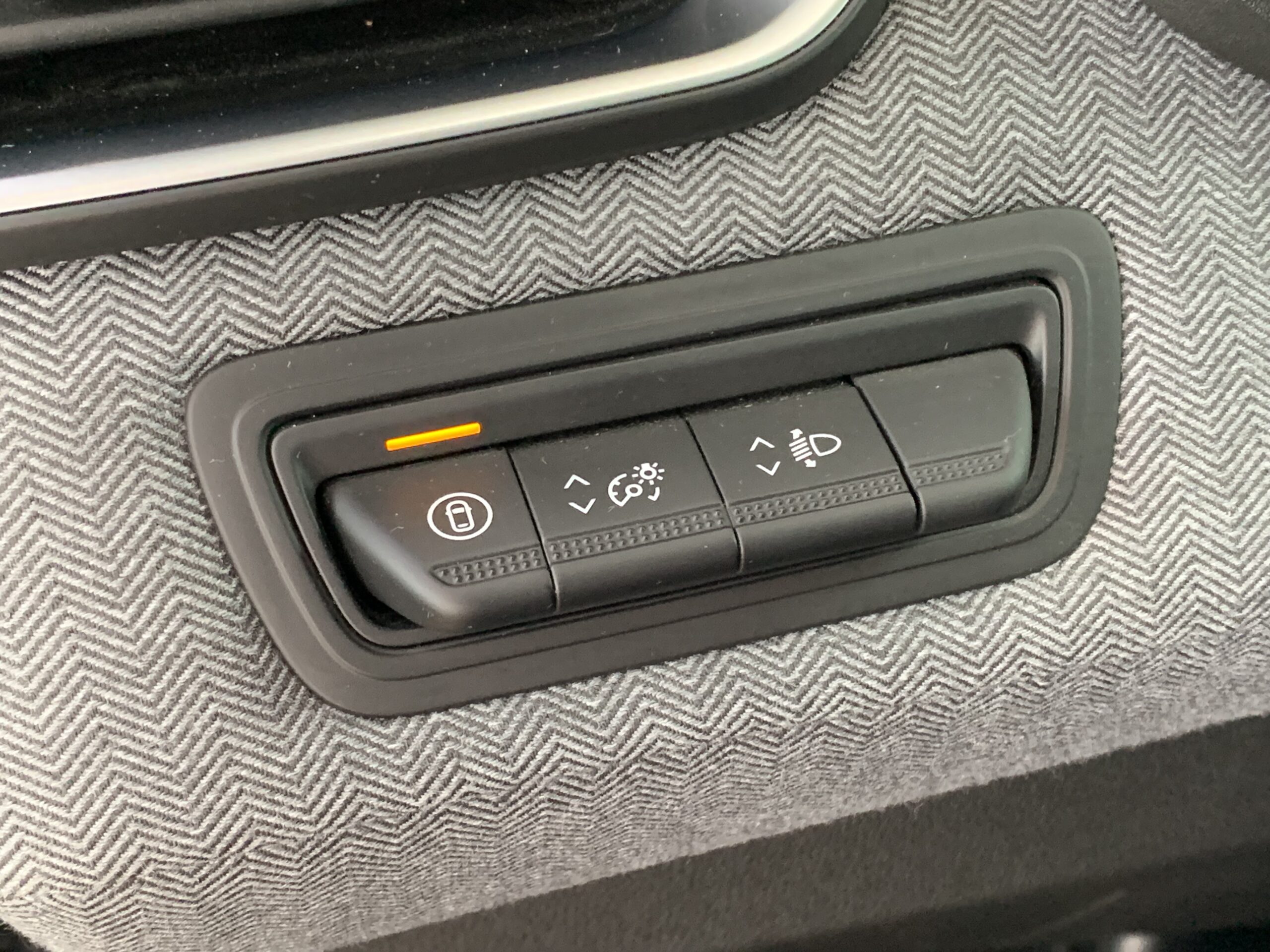 RENAULT CLIO TECHNO FULL HYBRID 145CV