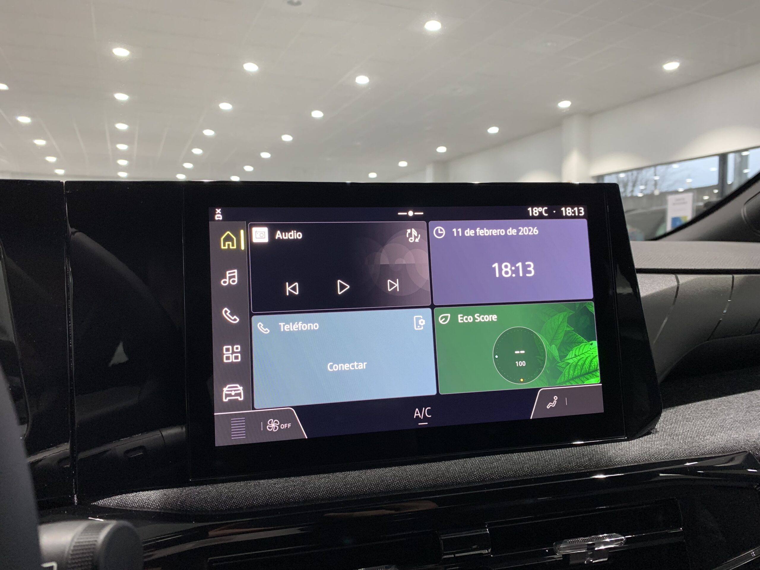 NUEVO CLIO EVOLUTION TCE 115CV + RUEDA DE EMERGENCIA + CAMARA DE VISION TRASERA