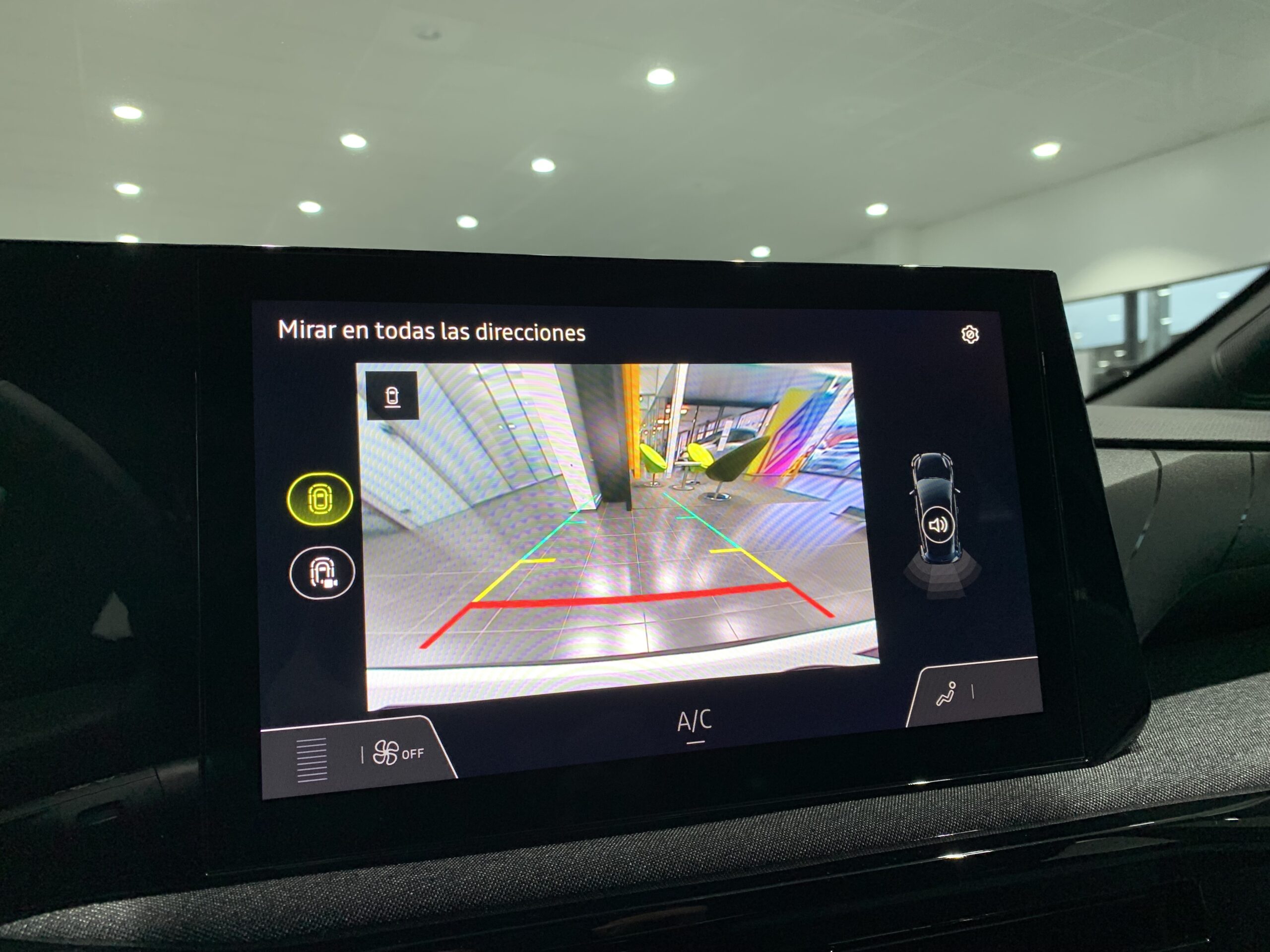 NUEVO CLIO EVOLUTION TCE 115CV + RUEDA DE EMERGENCIA + CAMARA DE VISION TRASERA