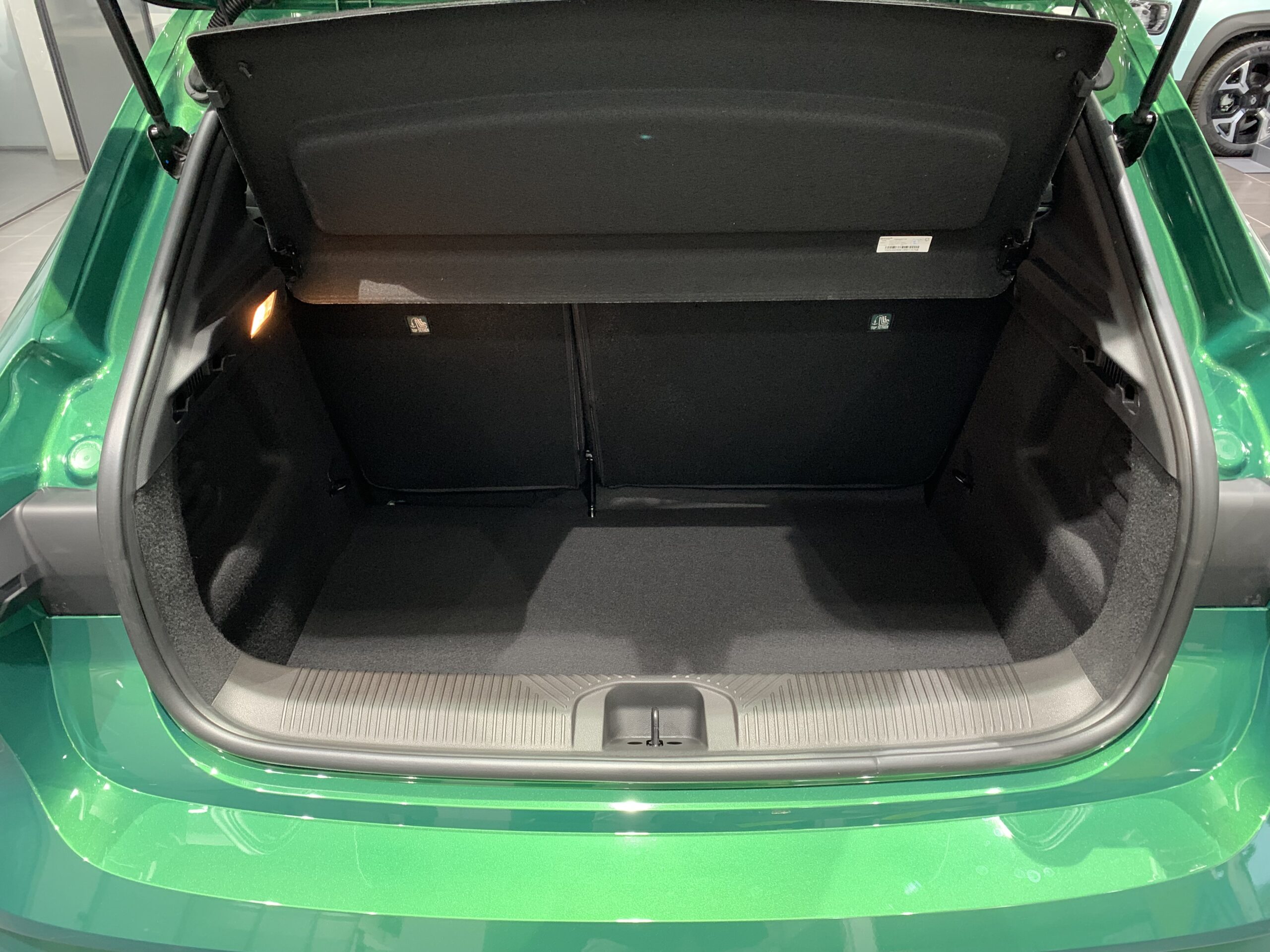 NUEVO CLIO EVOLUTION TCE 115CV + RUEDA DE EMERGENCIA + CAMARA DE VISION TRASERA