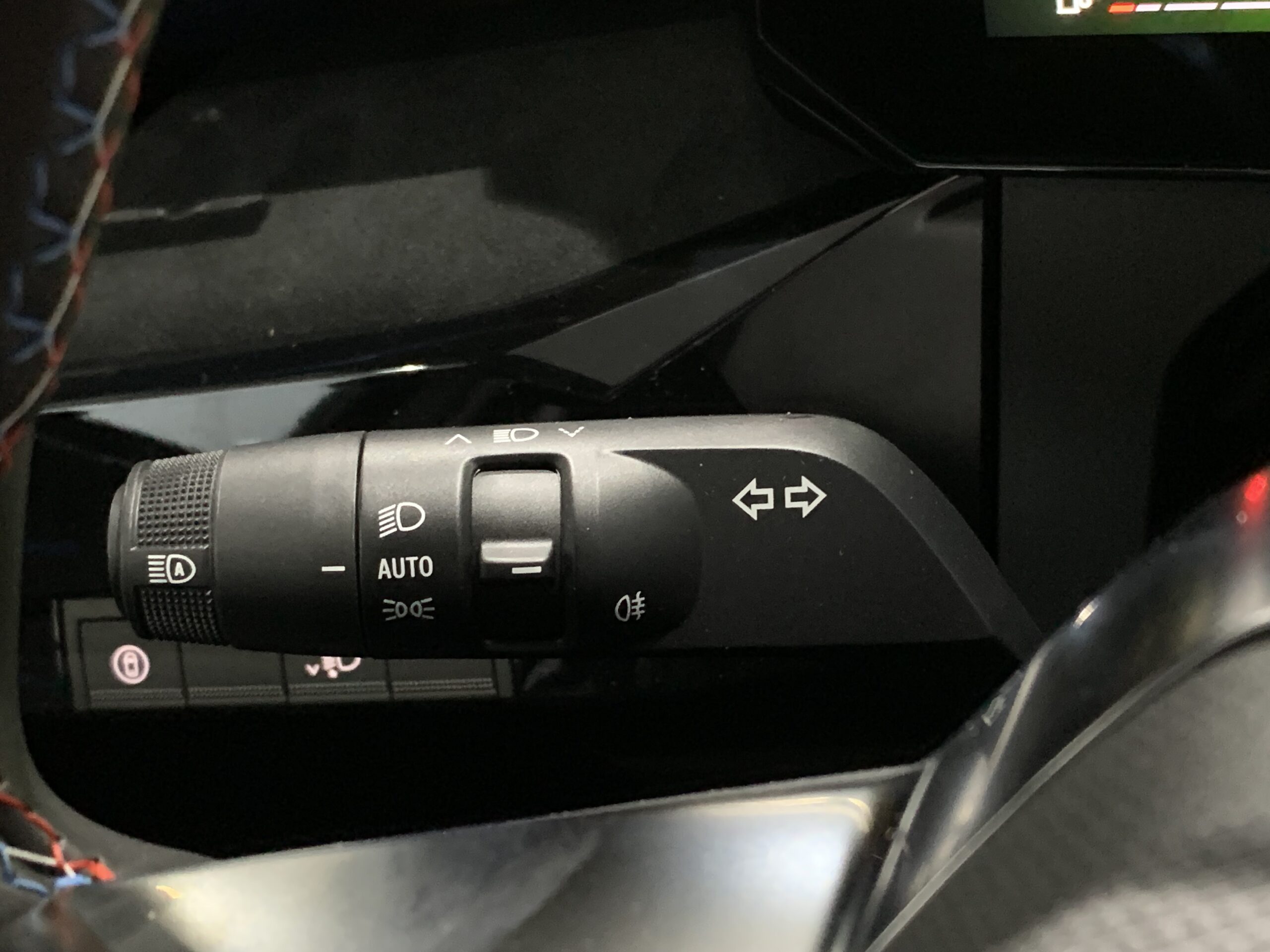 NUEVO CLIO ESPIRIT ALPINE FULL HYBRID 160CV + PACK PARKING