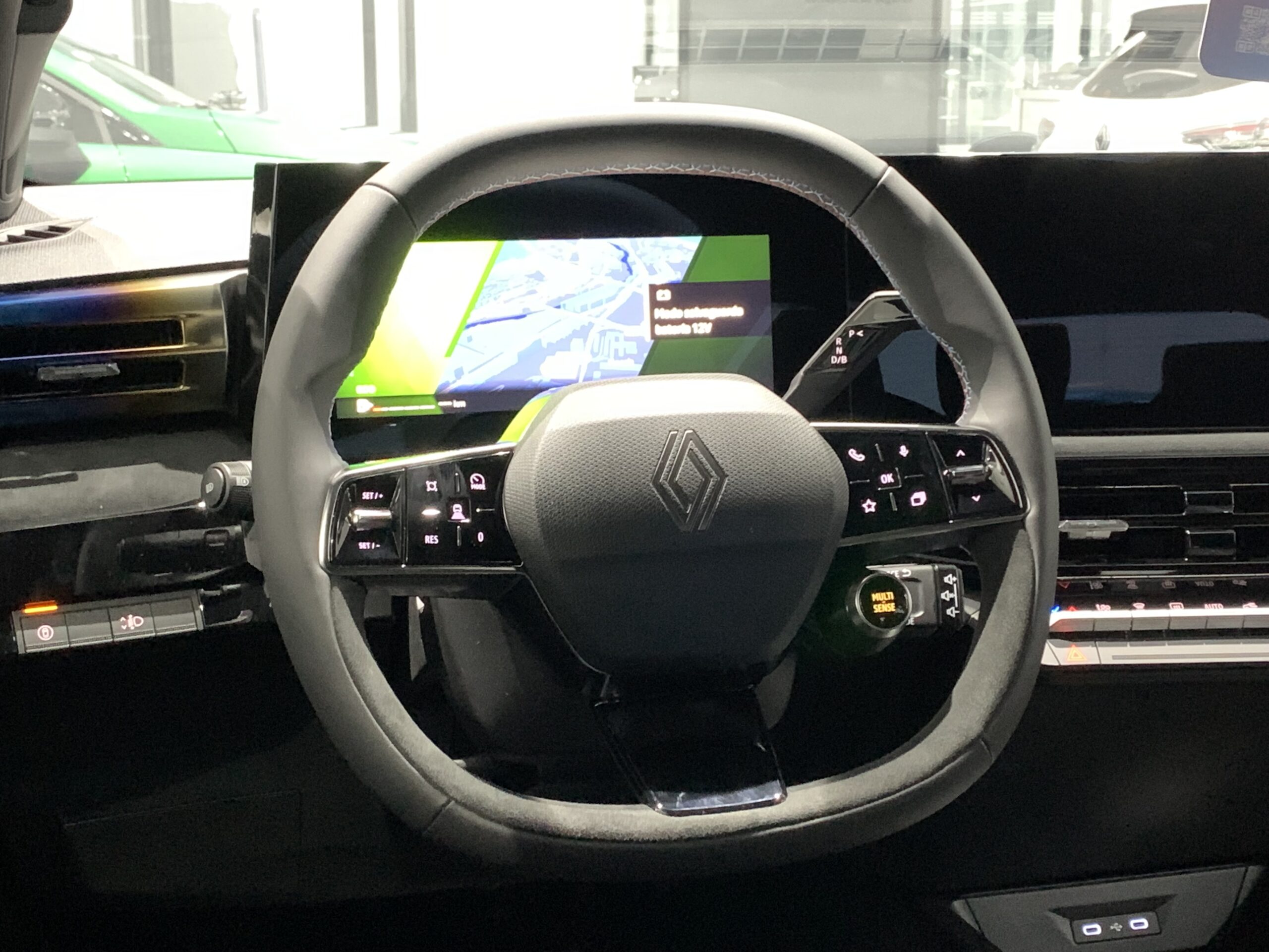 NUEVO CLIO ESPIRIT ALPINE FULL HYBRID 160CV + PACK PARKING