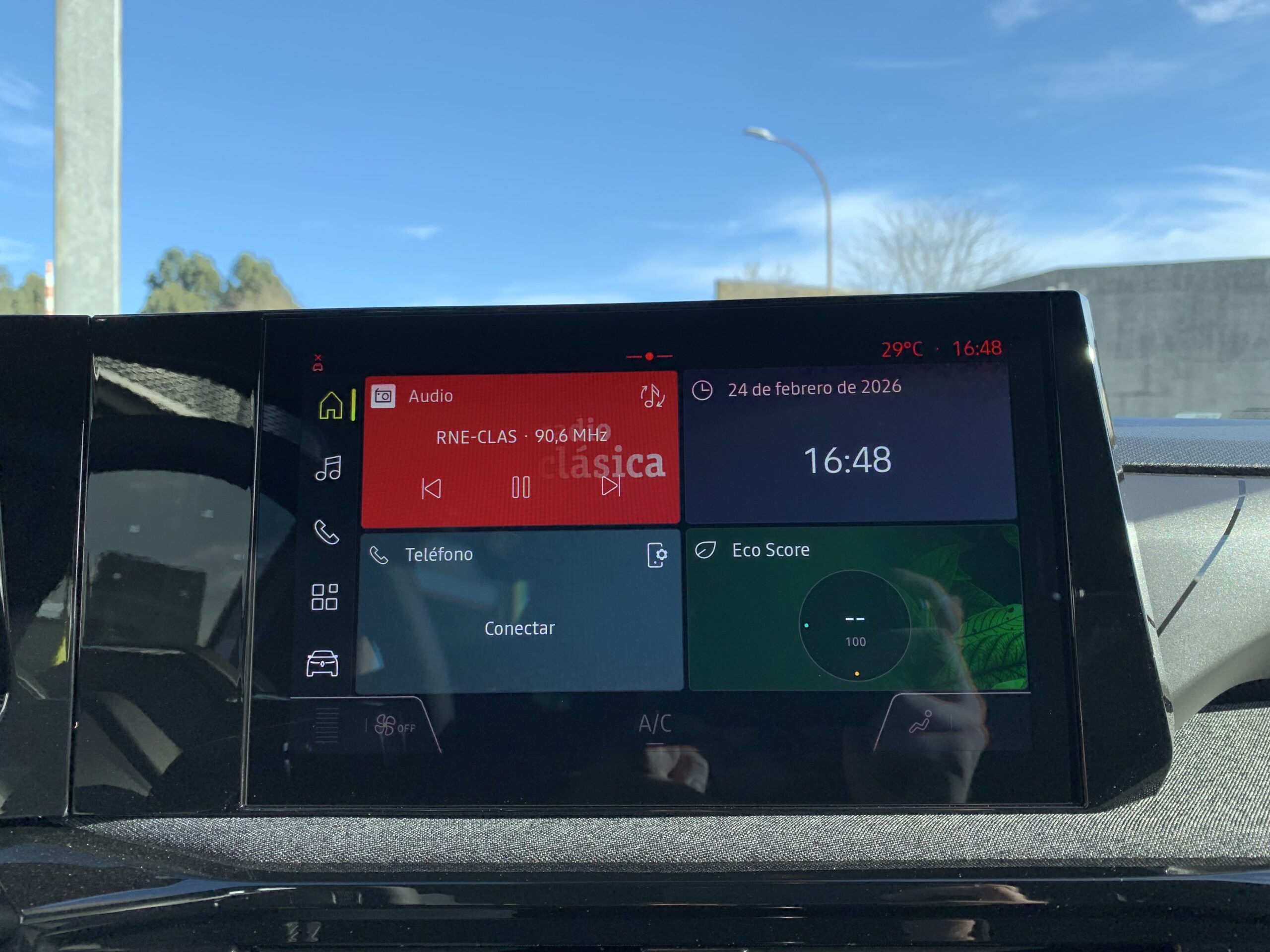 NUEVO CLIO EVOLUTION TCE 115CV + RUEDA DE EMERGENCIA + CAMARA DE VISION TRASERA