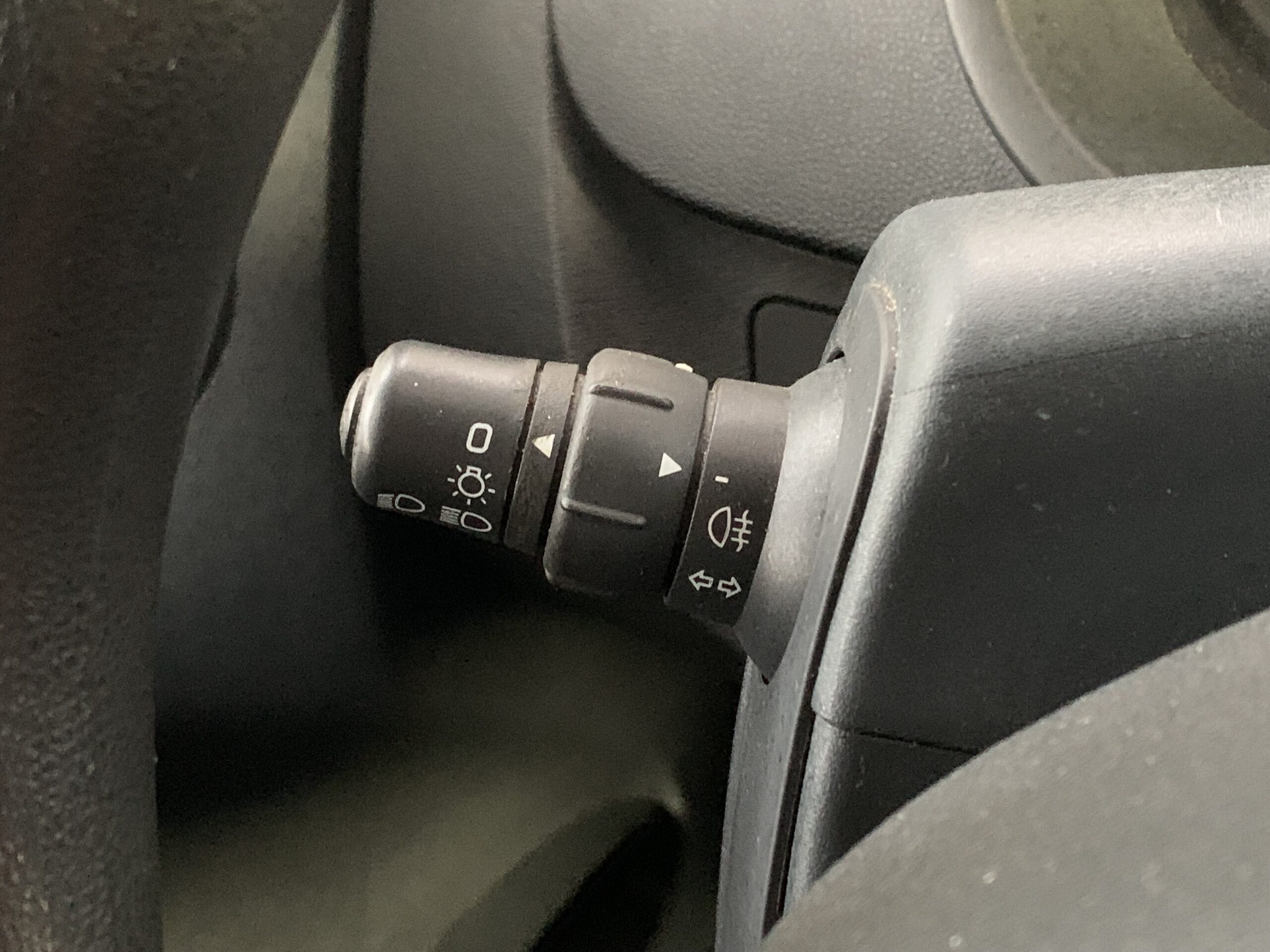 RENAULT KANGOO FURGON PROFESIONAL BLUE DCI 80CV + PACK ELECTRICO + PUERTA LATERAL DERECHA DESLIZANTE EN CHAPA