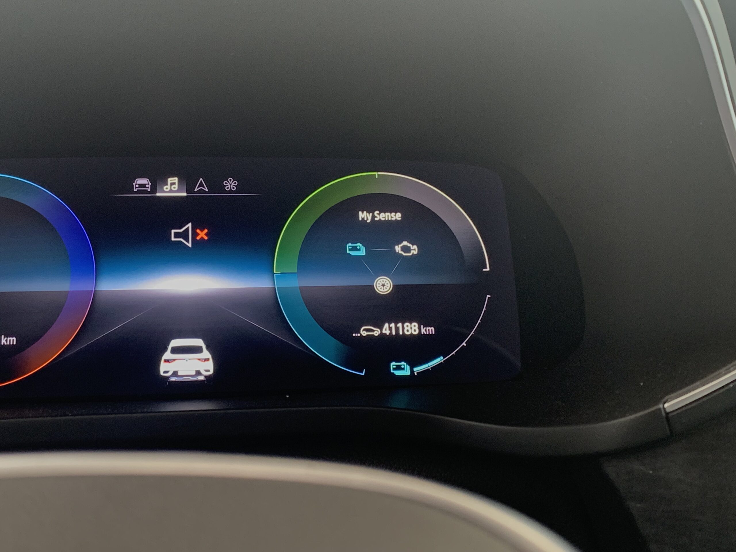 RENAULT ARKANA ESPIRIT ALPINE FULL HYBRID 145CV + TECHO NEGRO + PACK PARKING