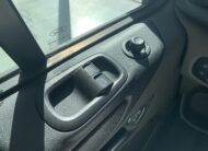 FORD TRANSIT CUSTOM KOMBI L1H1 9 PLAZAS 320 TREND HIBRIDO ENCHUFABLE DE 125CV