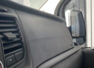 FORD TRANSIT CUSTOM KOMBI L1H1 9 PLAZAS 320 TREND HIBRIDO ENCHUFABLE DE 125CV