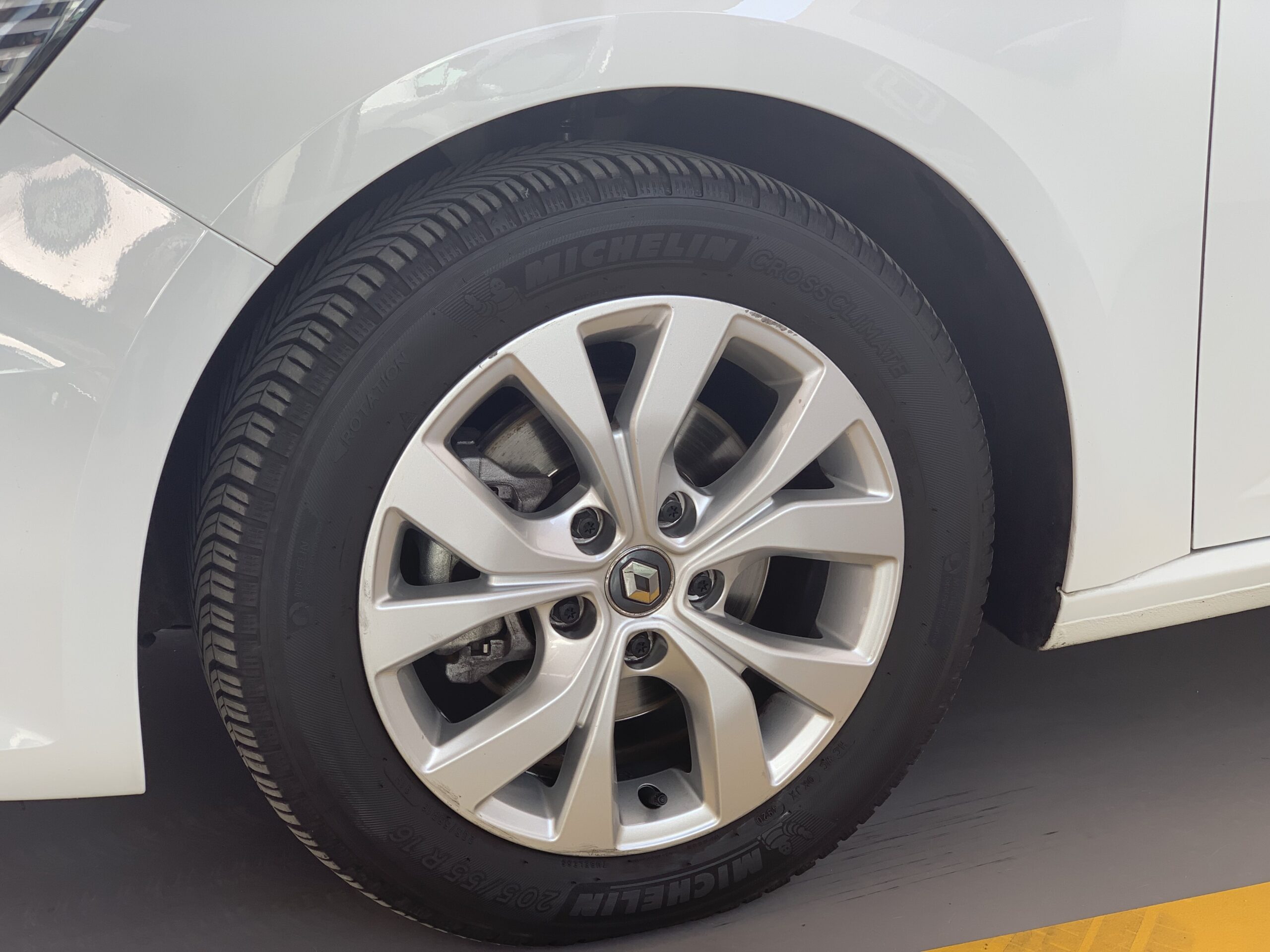 RENAULT MEGANE INTENS TCE 115CV + PACK LOOK + PACK CITY + RUEDA DE REPUESTO