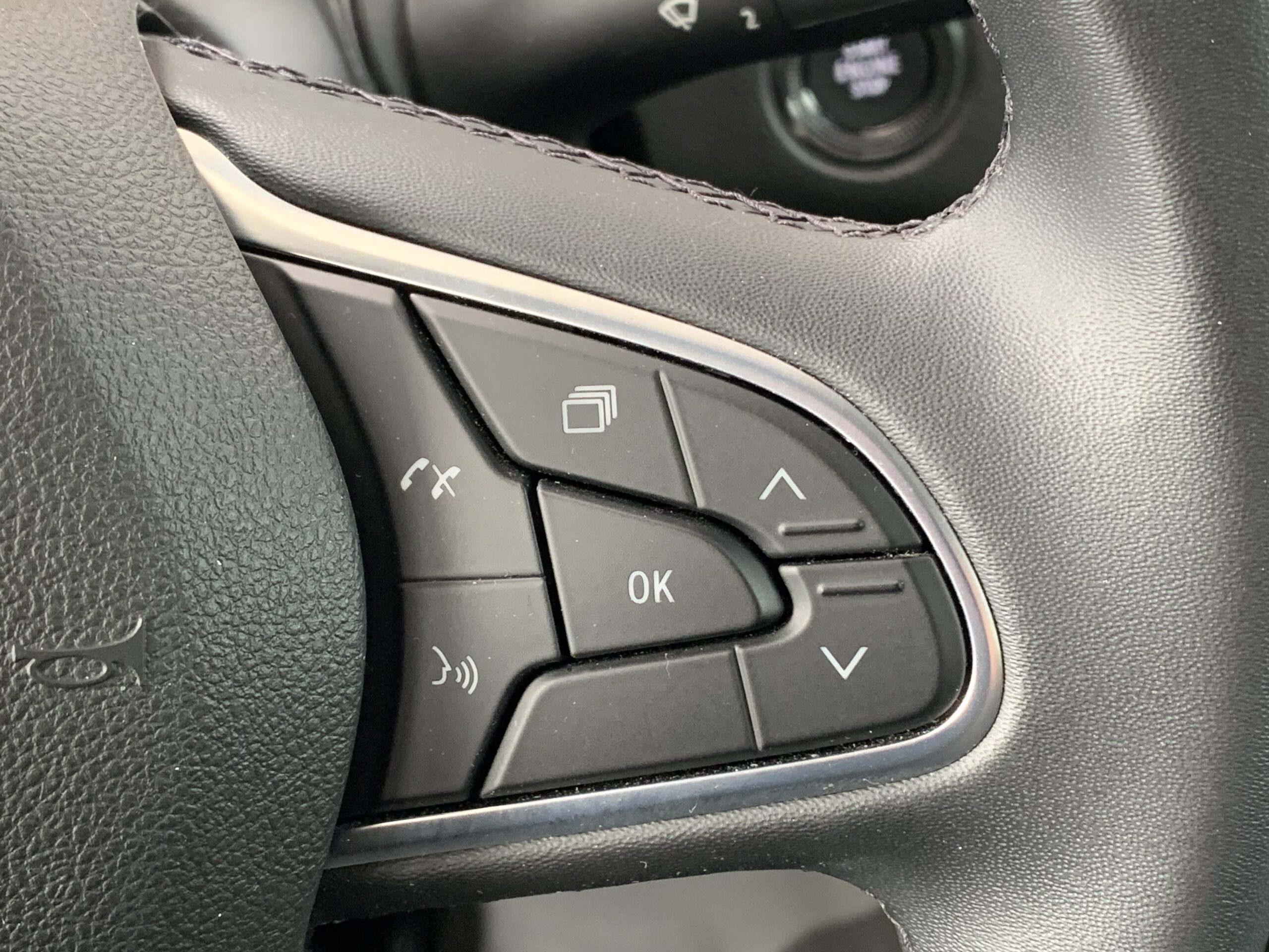 RENAULT MEGANE INTENS TCE 115CV + PACK LOOK + PACK CITY + RUEDA DE REPUESTO