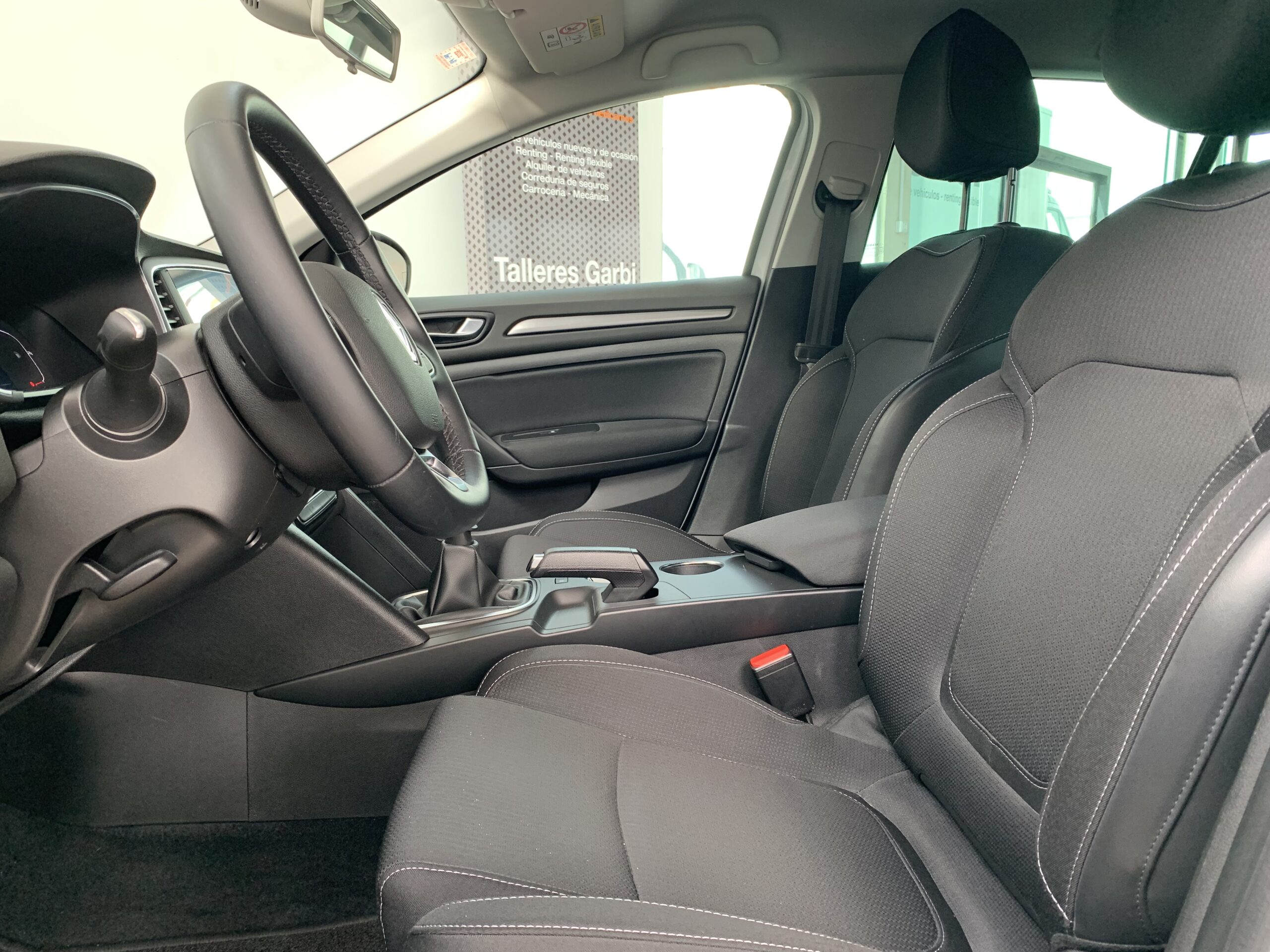 RENAULT MEGANE INTENS TCE 115CV + PACK LOOK + PACK CITY + RUEDA DE REPUESTO