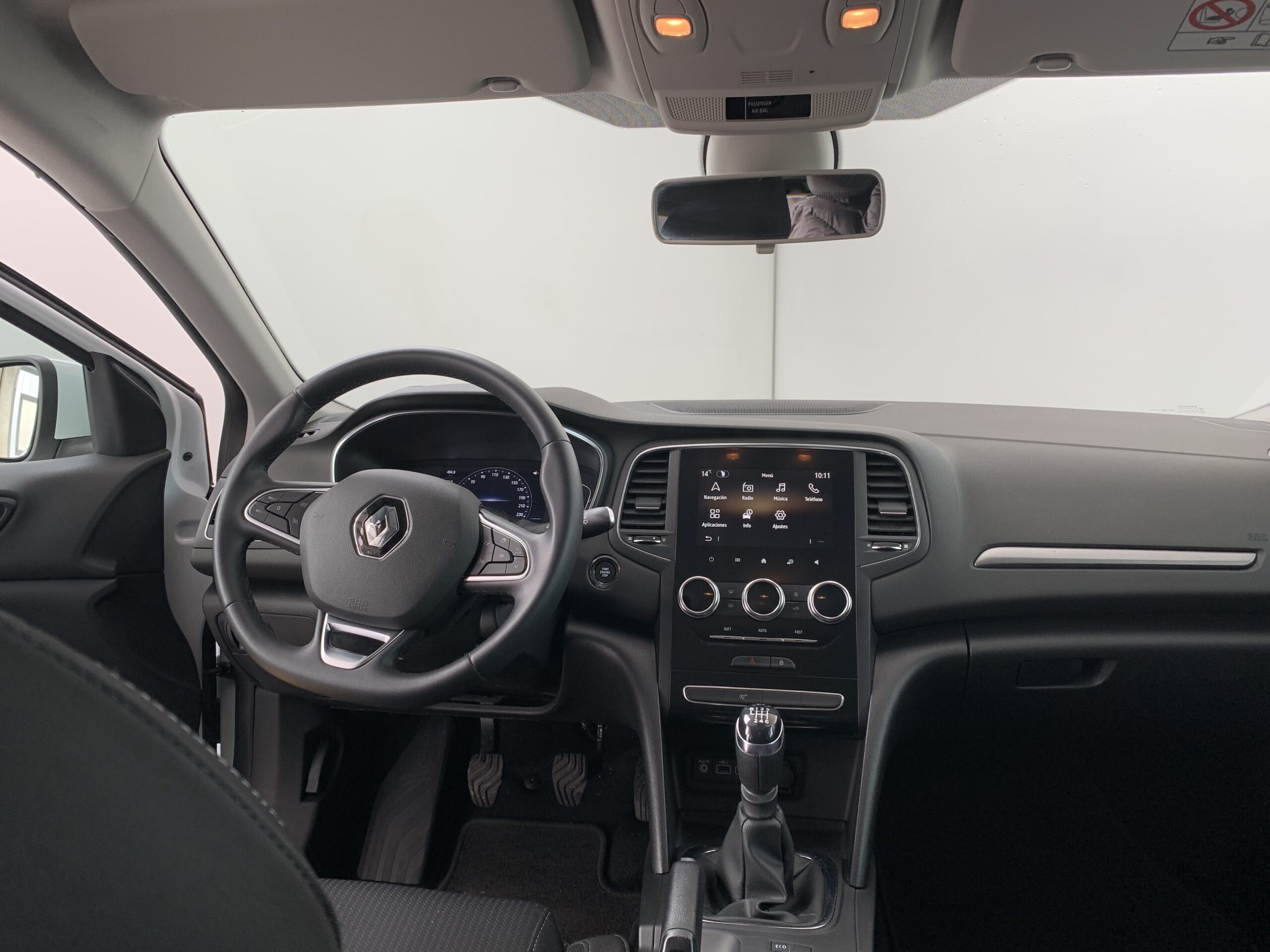 RENAULT MEGANE INTENS TCE 115CV + PACK LOOK + PACK CITY + RUEDA DE REPUESTO