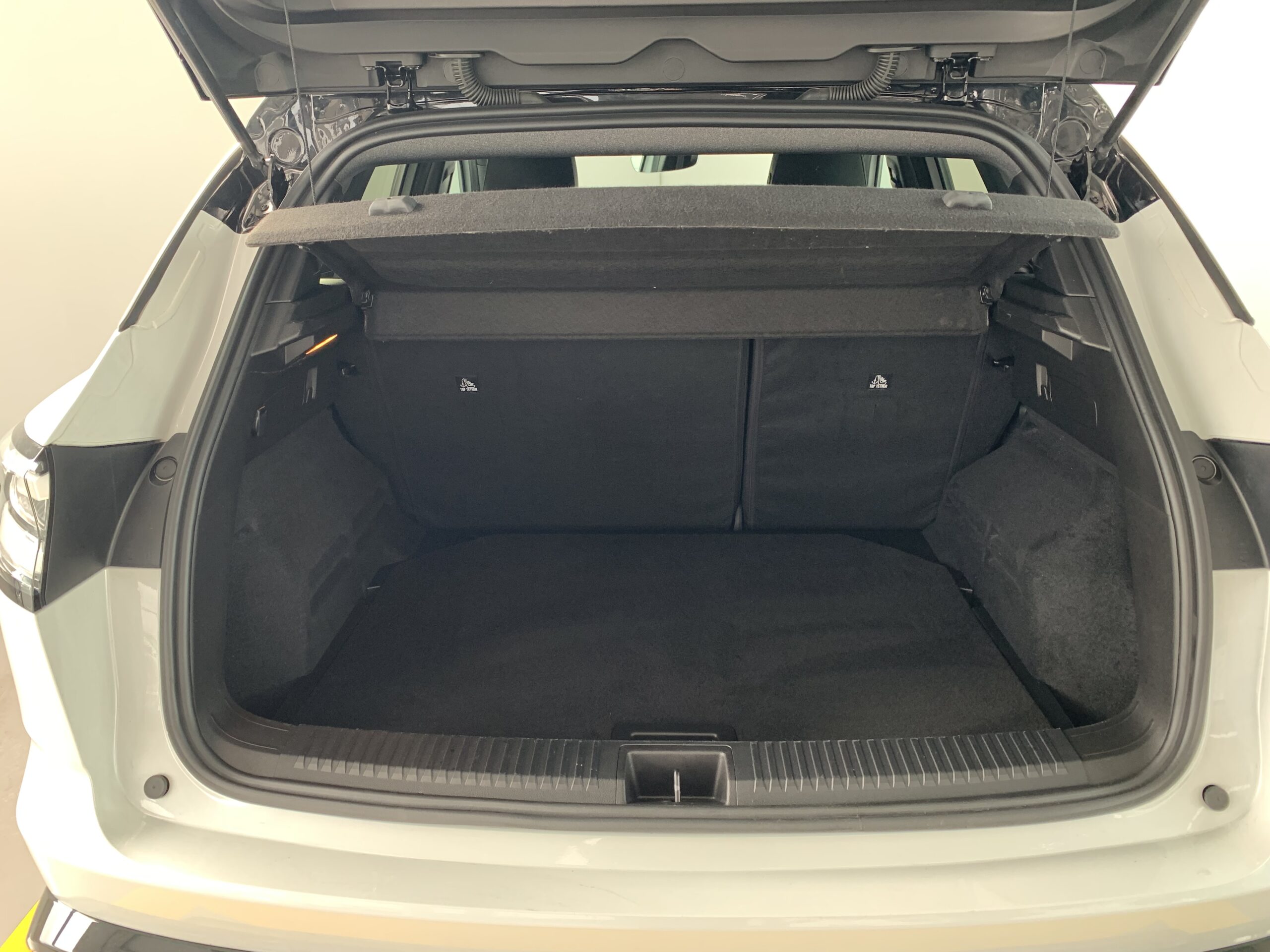 RENAULT AUSTRAL TECHNO HIBRIDO DE 200CV + TECHO NEGRO BRILLANTE