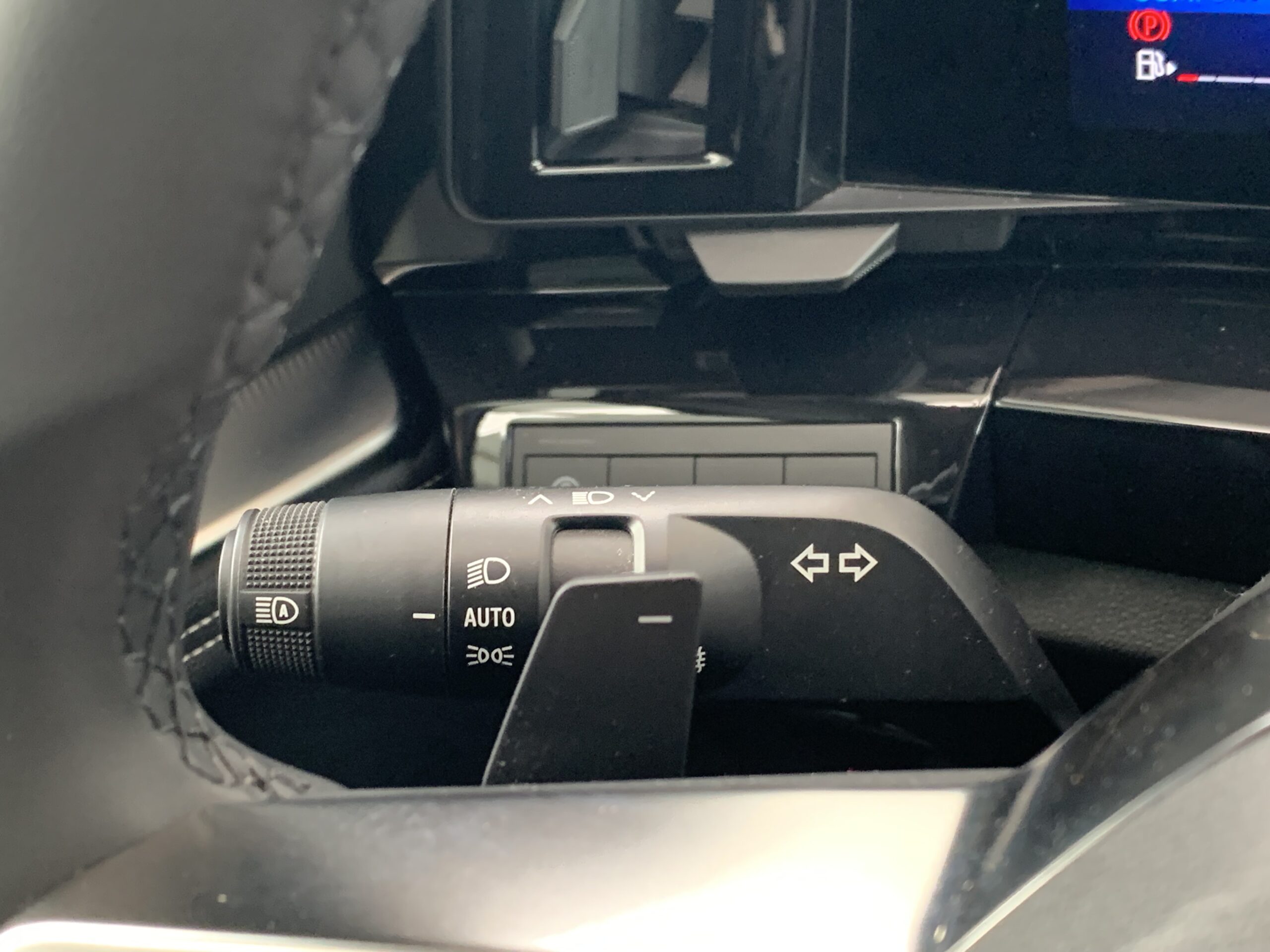 RENAULT AUSTRAL TECHNO HIBRIDO DE 200CV + TECHO NEGRO BRILLANTE