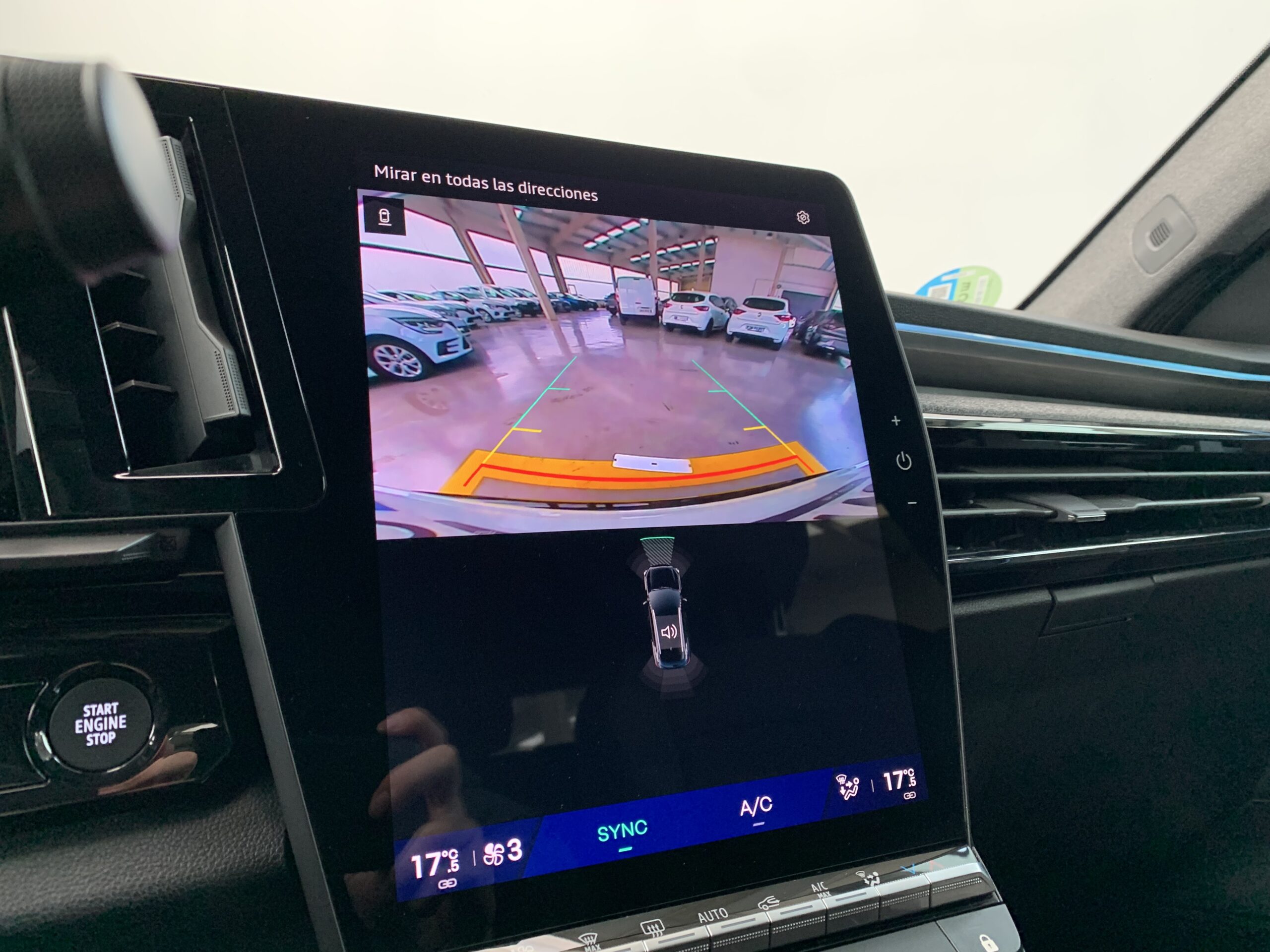 RENAULT AUSTRAL TECHNO HIBRIDO DE 200CV + TECHO NEGRO BRILLANTE