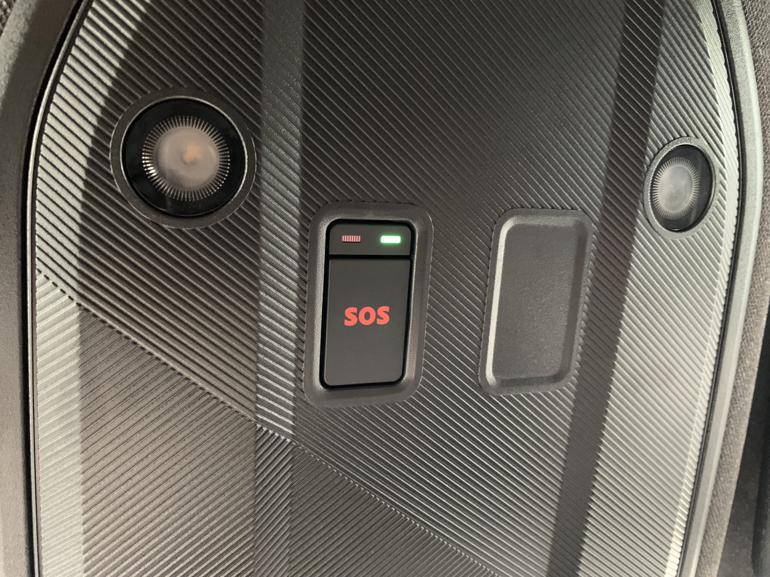 RENAULT AUSTRAL TECHNO HIBRIDO DE 200CV + TECHO NEGRO BRILLANTE