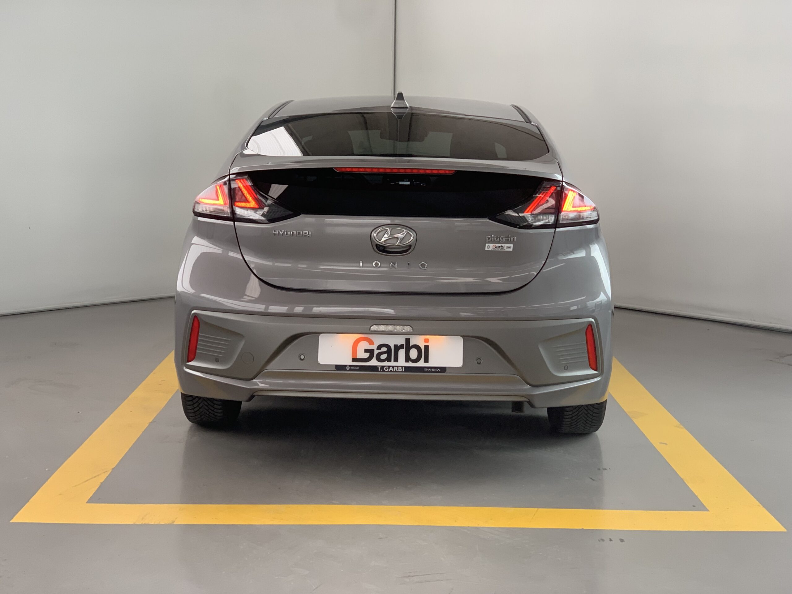 HYUNDAI IONIQ 1.6 GDI STYLE PHEV (HIBRIDO ENCHUFABLE) 141CV