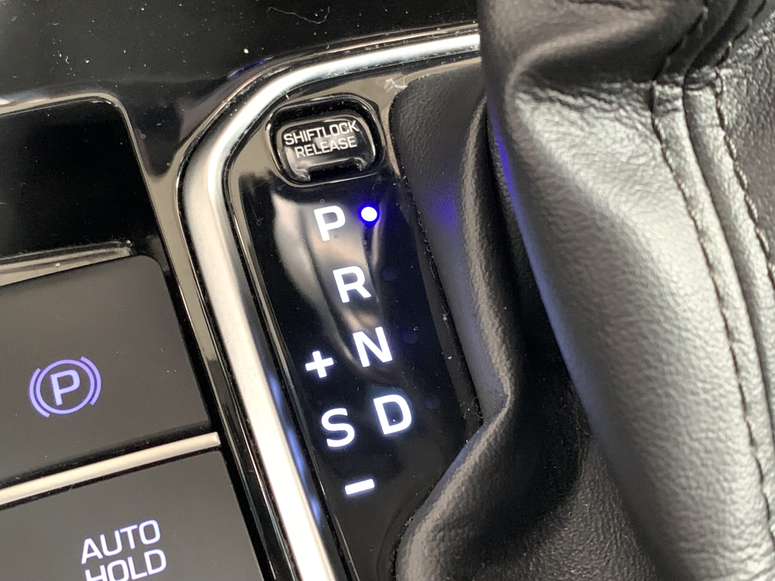 HYUNDAI IONIQ 1.6 GDI STYLE PHEV (HIBRIDO ENCHUFABLE) 141CV