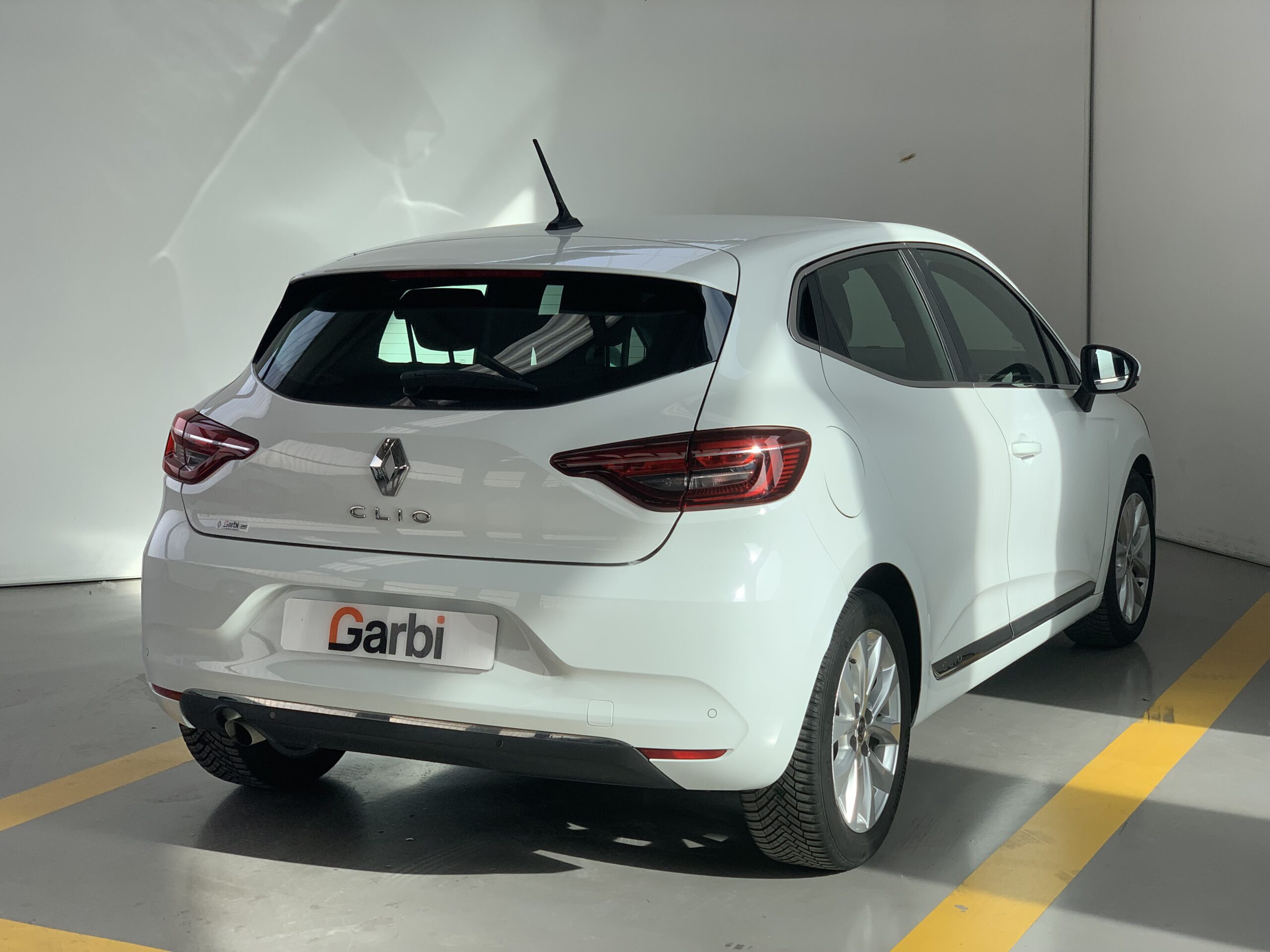 RENAULT CLIO ZEN GLP 100CV