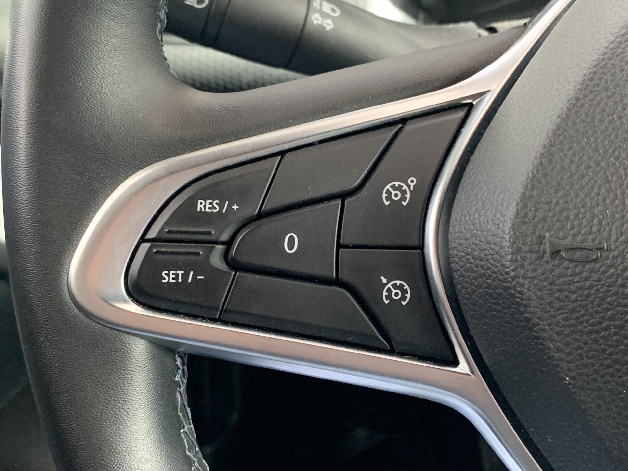 RENAULT CLIO ZEN GLP 100CV