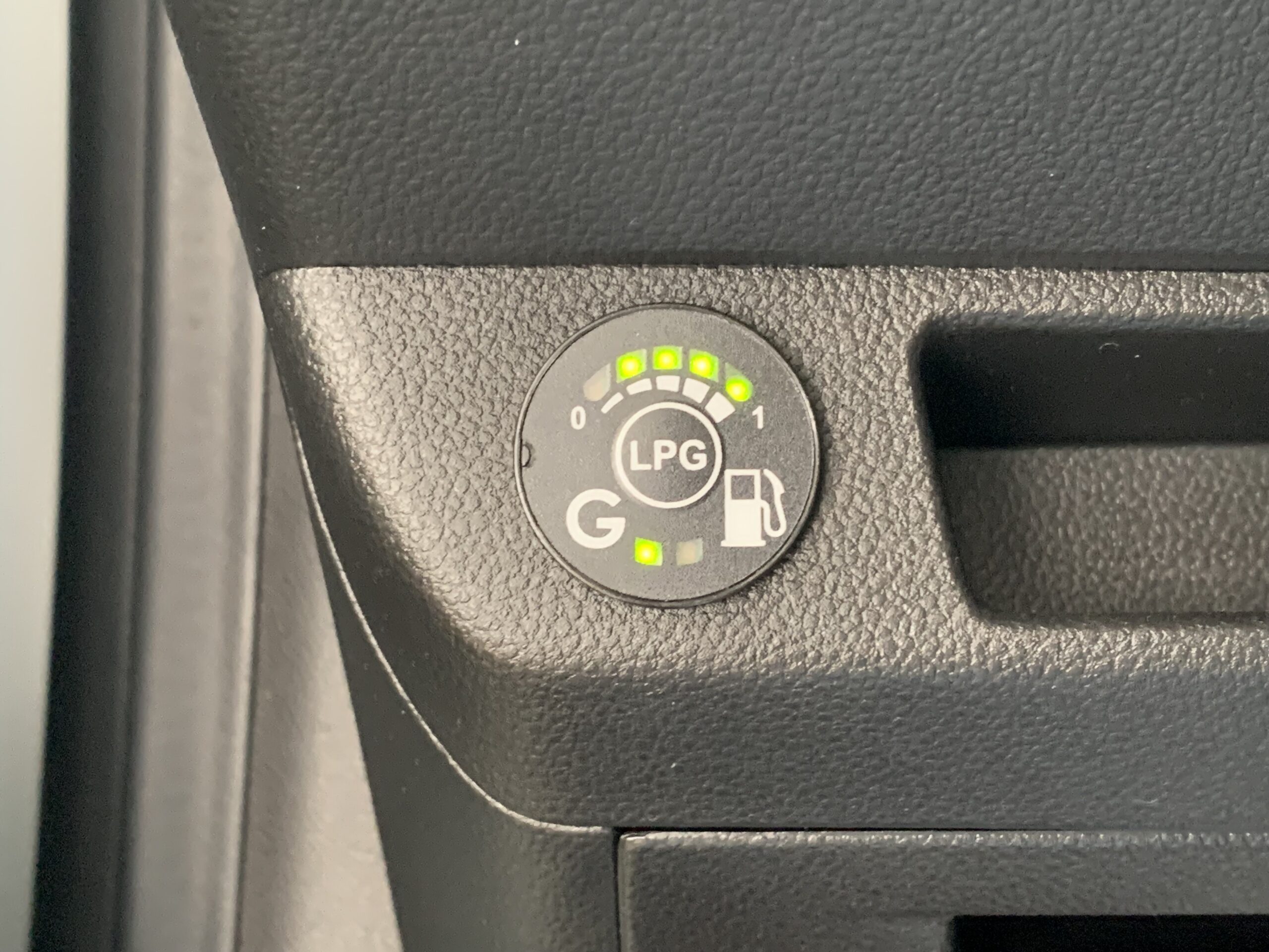 RENAULT CLIO ZEN GLP 100CV