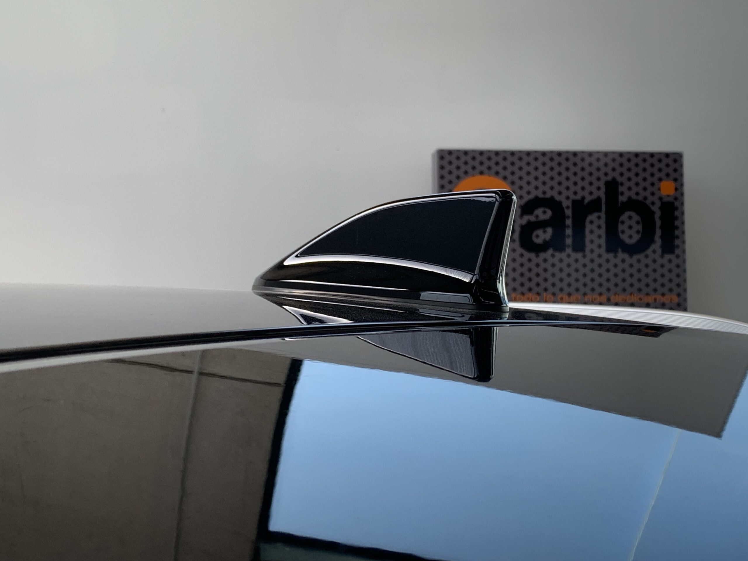 RENAULT AUSTRAL TECHNO E-TECH FULL HYBRID 200CV + TECHO DE COLOR NEGRO
