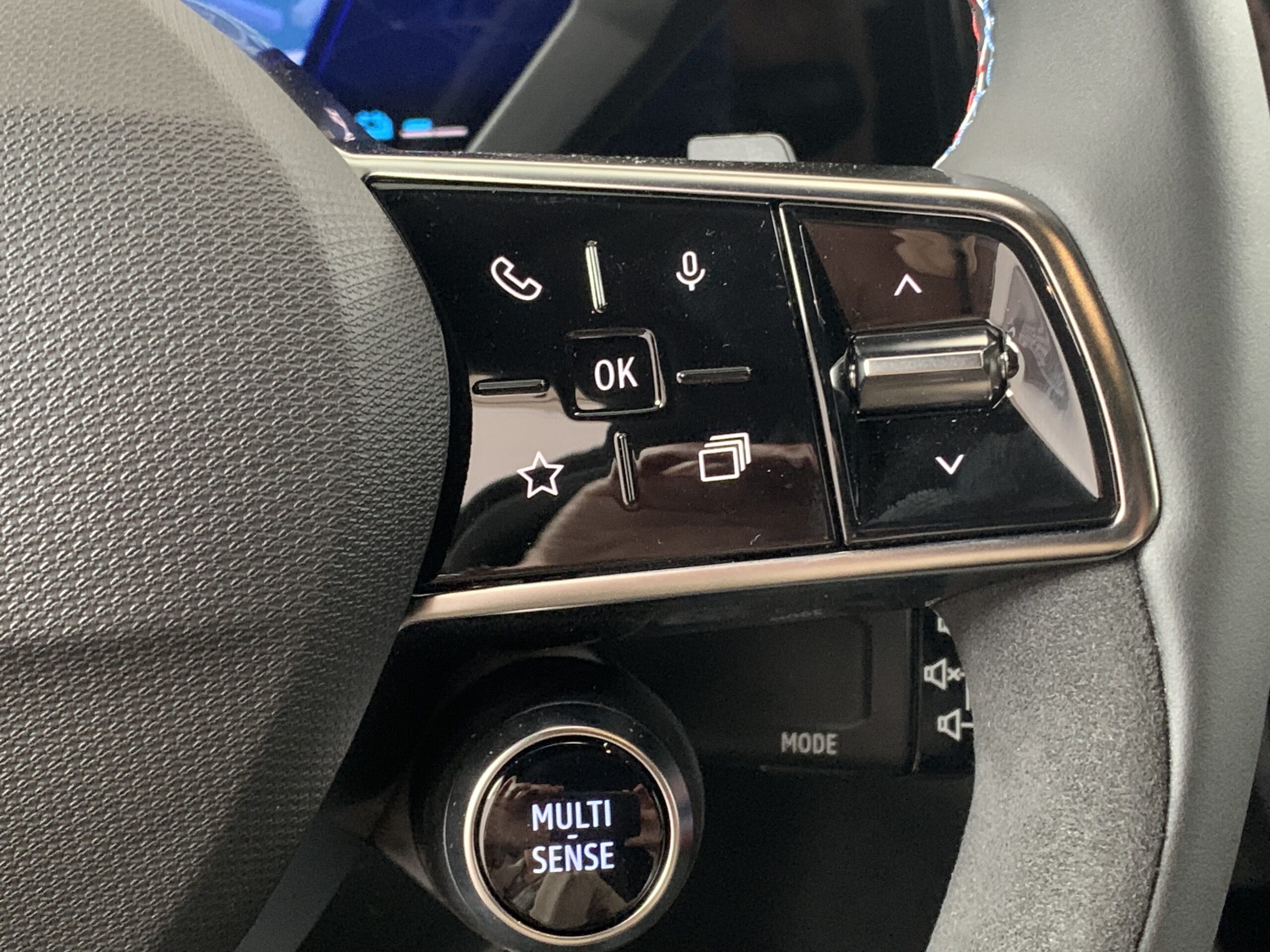 RENAULT AUSTRAL ESPIRIT ALPINE FULL HYBRID 200CV + RUEDA DE EMERGENCIA 17″