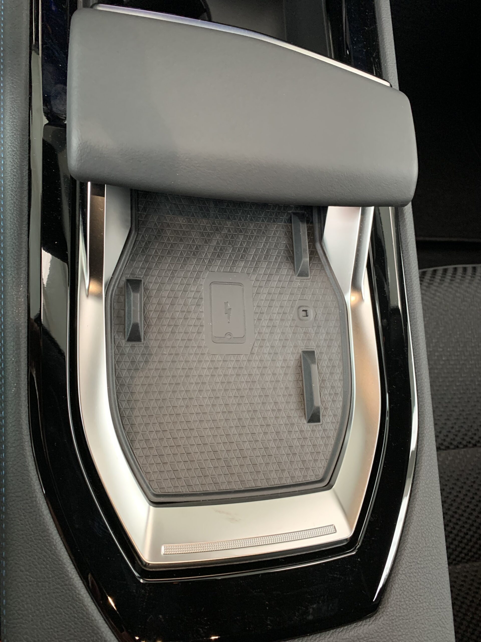 RENAULT AUSTRAL ESPIRIT ALPINE FULL HYBRID 200CV + RUEDA DE EMERGENCIA 17″