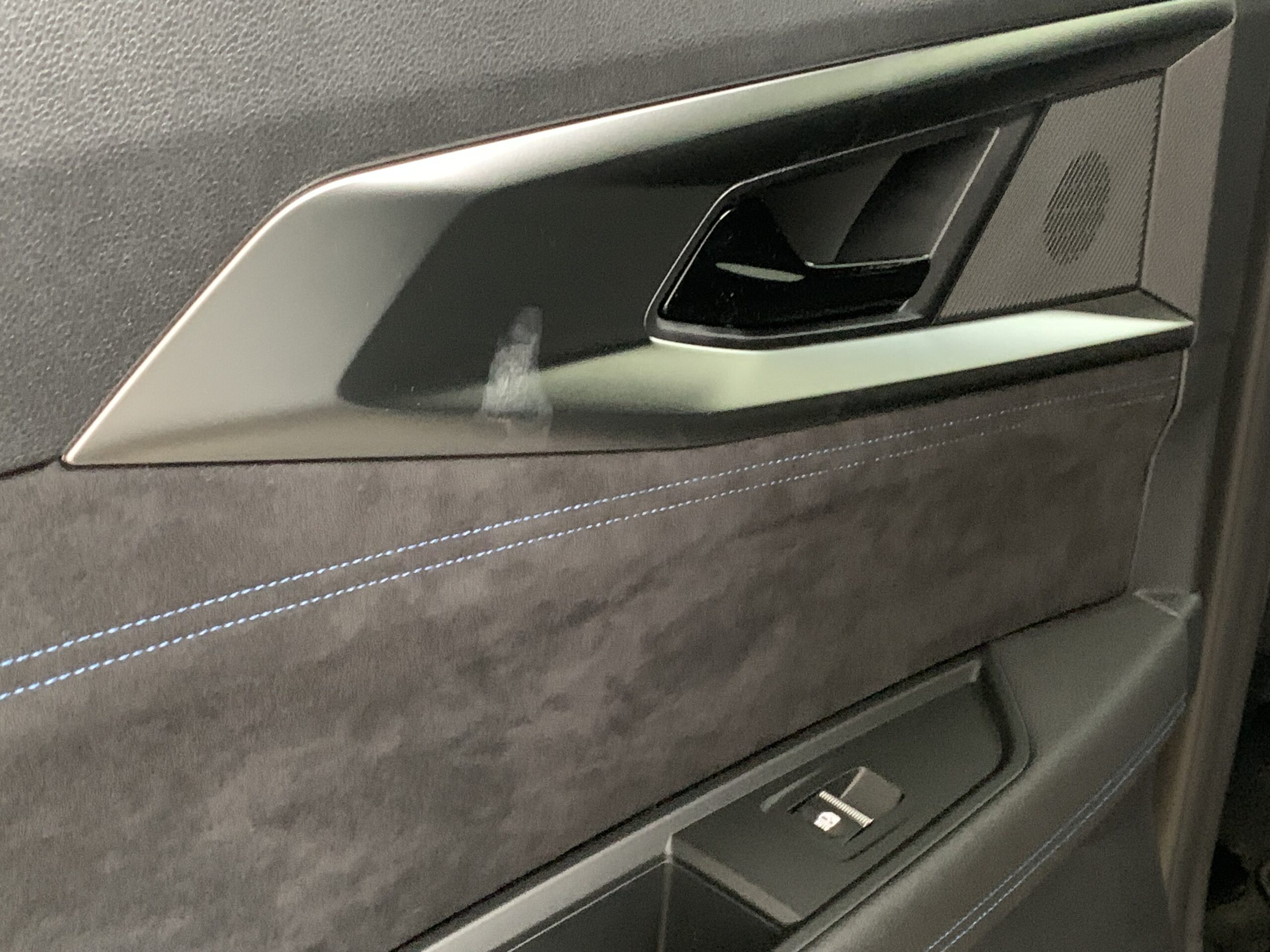 RENAULT AUSTRAL ESPIRIT ALPINE FULL HYBRID 200CV + RUEDA DE EMERGENCIA 17″