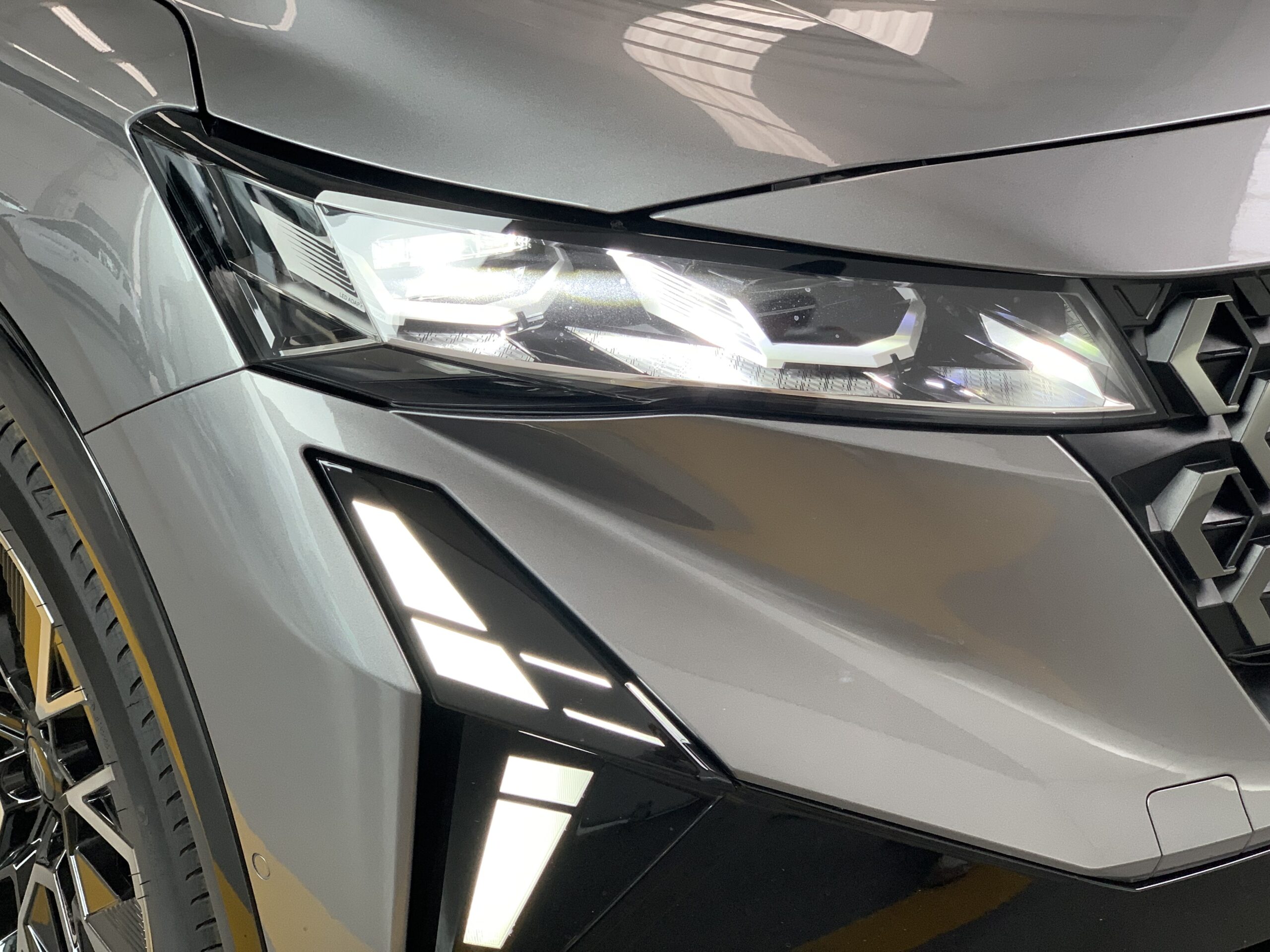 RENAULT AUSTRAL ESPIRIT ALPINE FULL HYBRID 200CV + RUEDA DE EMERGENCIA 17″